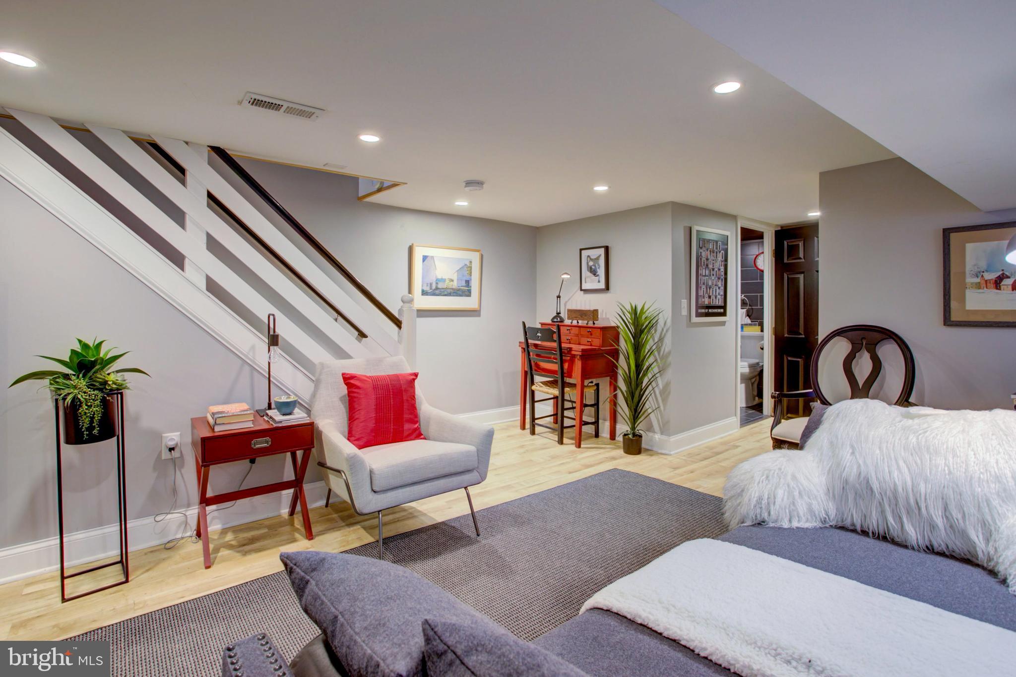 GRANDVIEW HEIGHTS - Residential