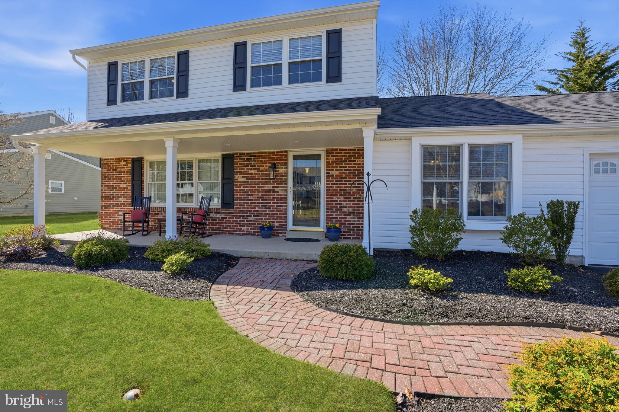 OXFORD GLEN - Residential