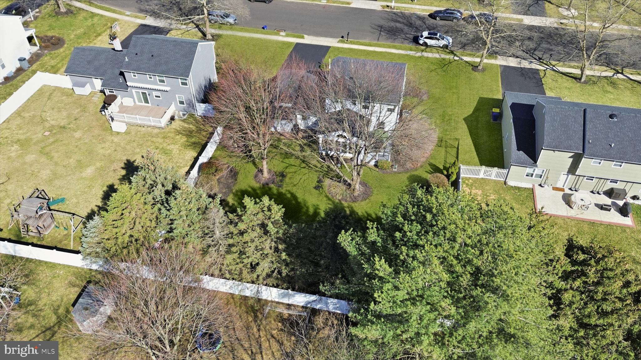 OXFORD GLEN - Residential