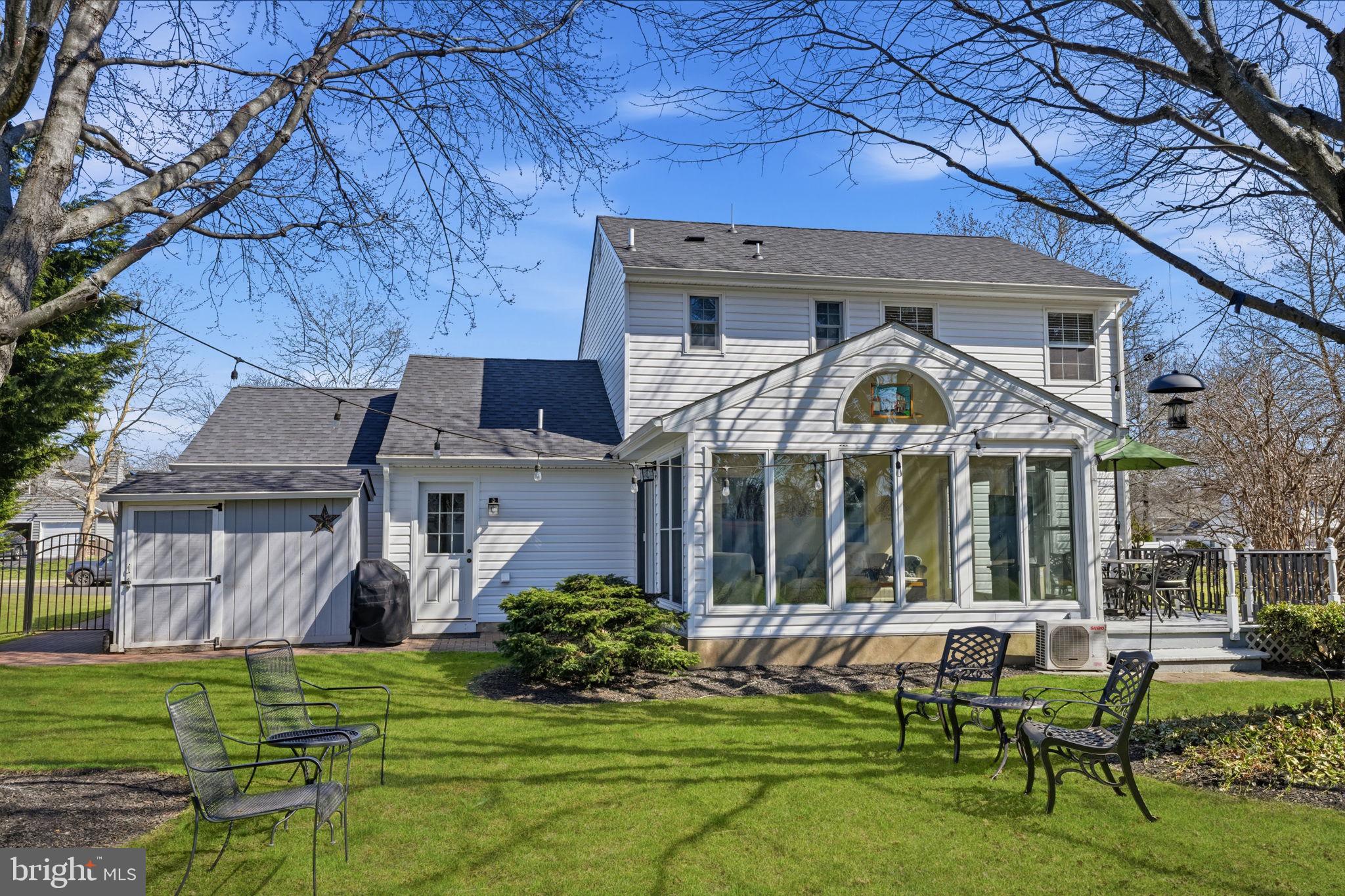 OXFORD GLEN - Residential