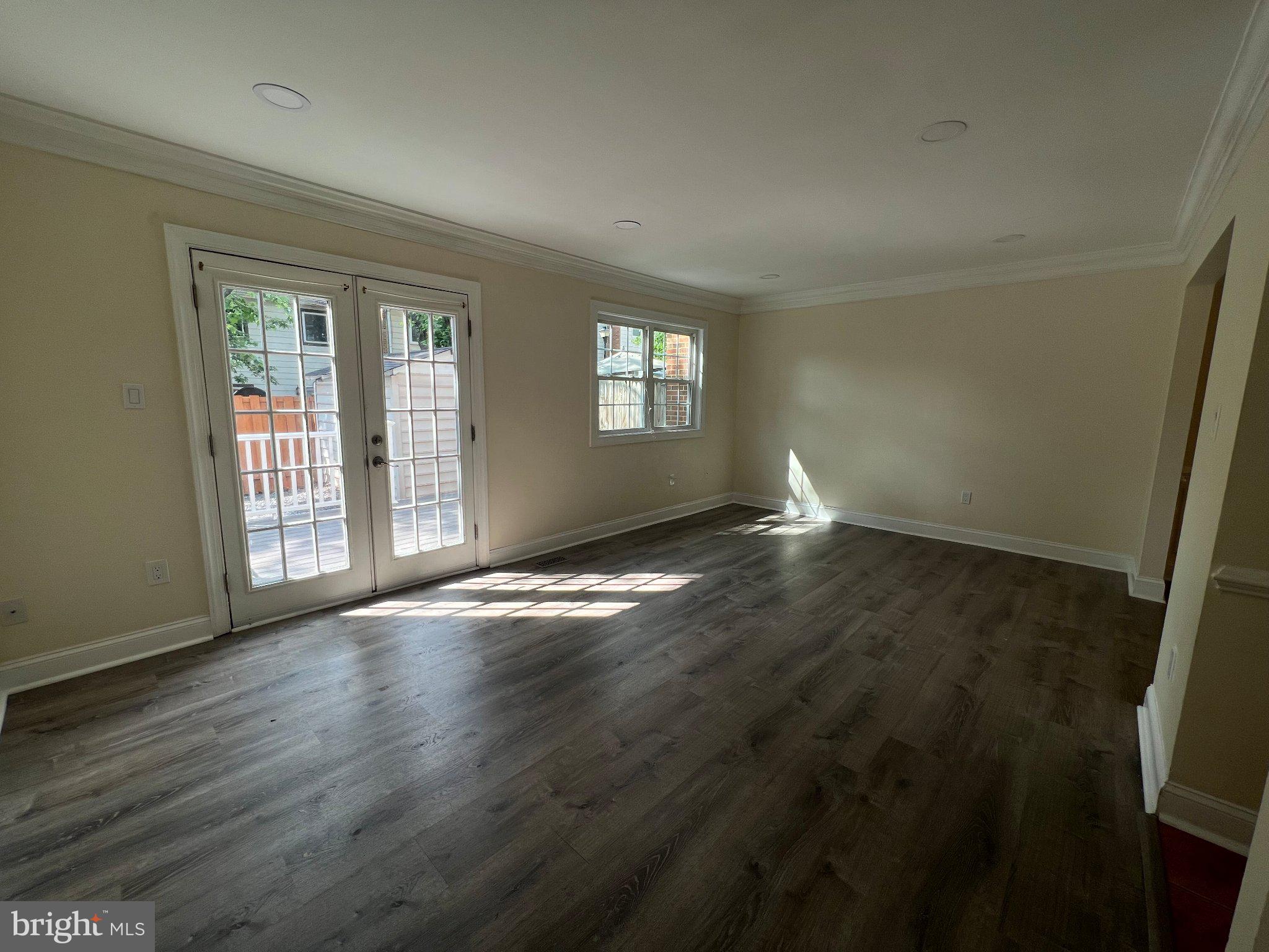 8440 WILLOW GLEN COURT