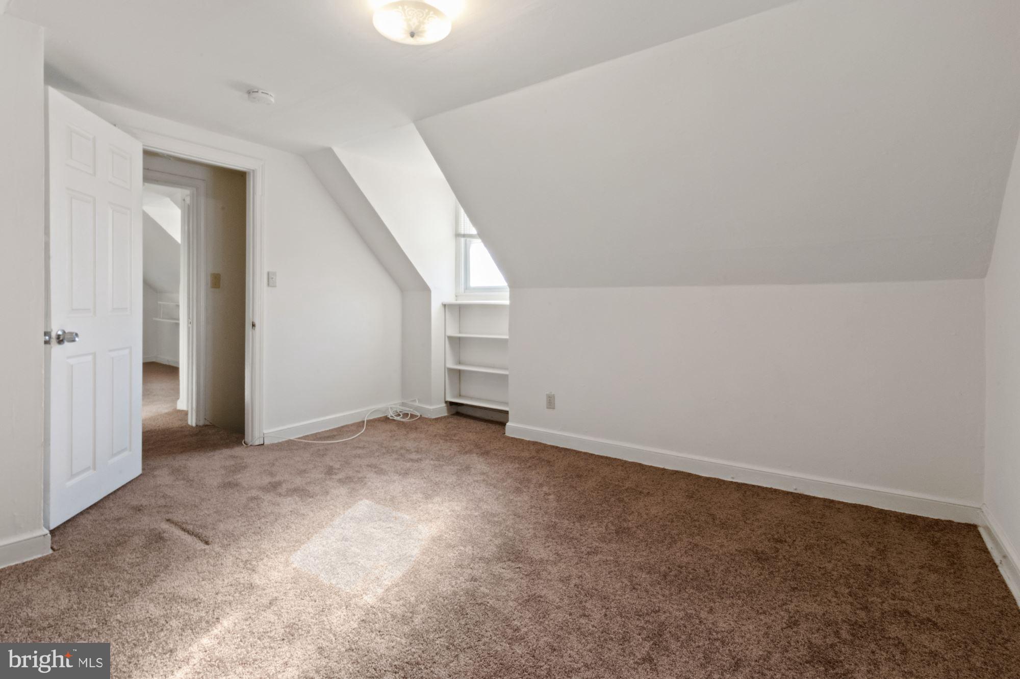 HOLLYWOOD ON THE HILL - Residential Lease