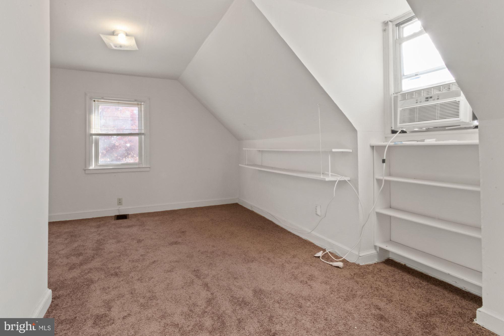 HOLLYWOOD ON THE HILL - Residential Lease