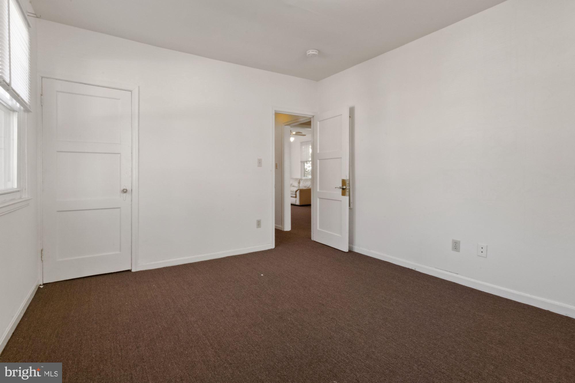 HOLLYWOOD ON THE HILL - Residential Lease