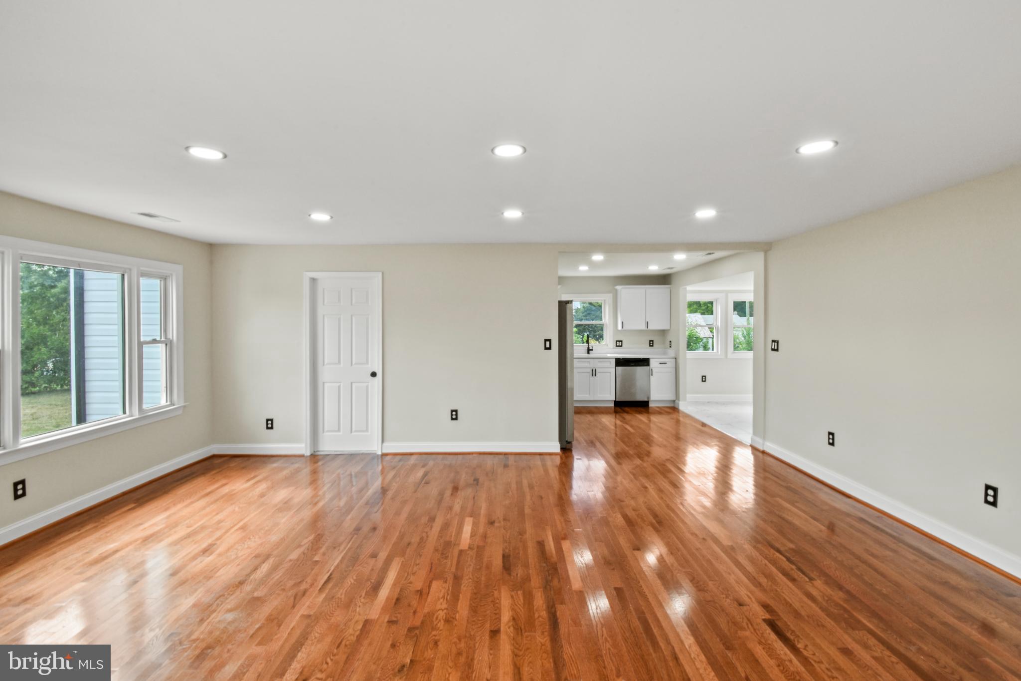 STONEWALL - Residential