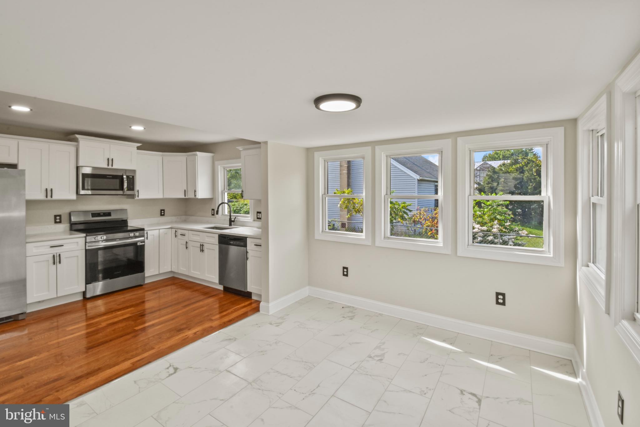 STONEWALL - Residential