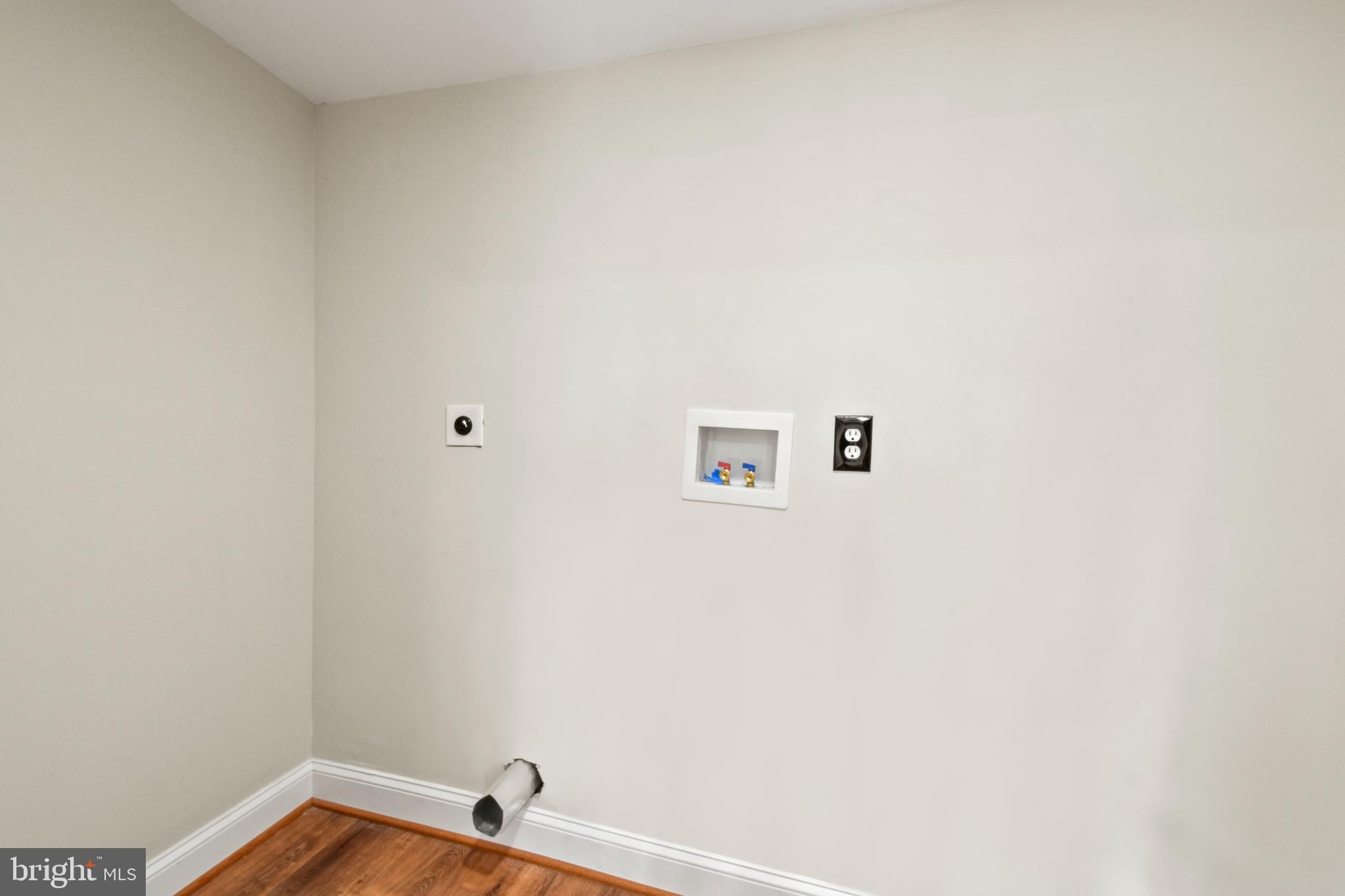 STONEWALL - Residential