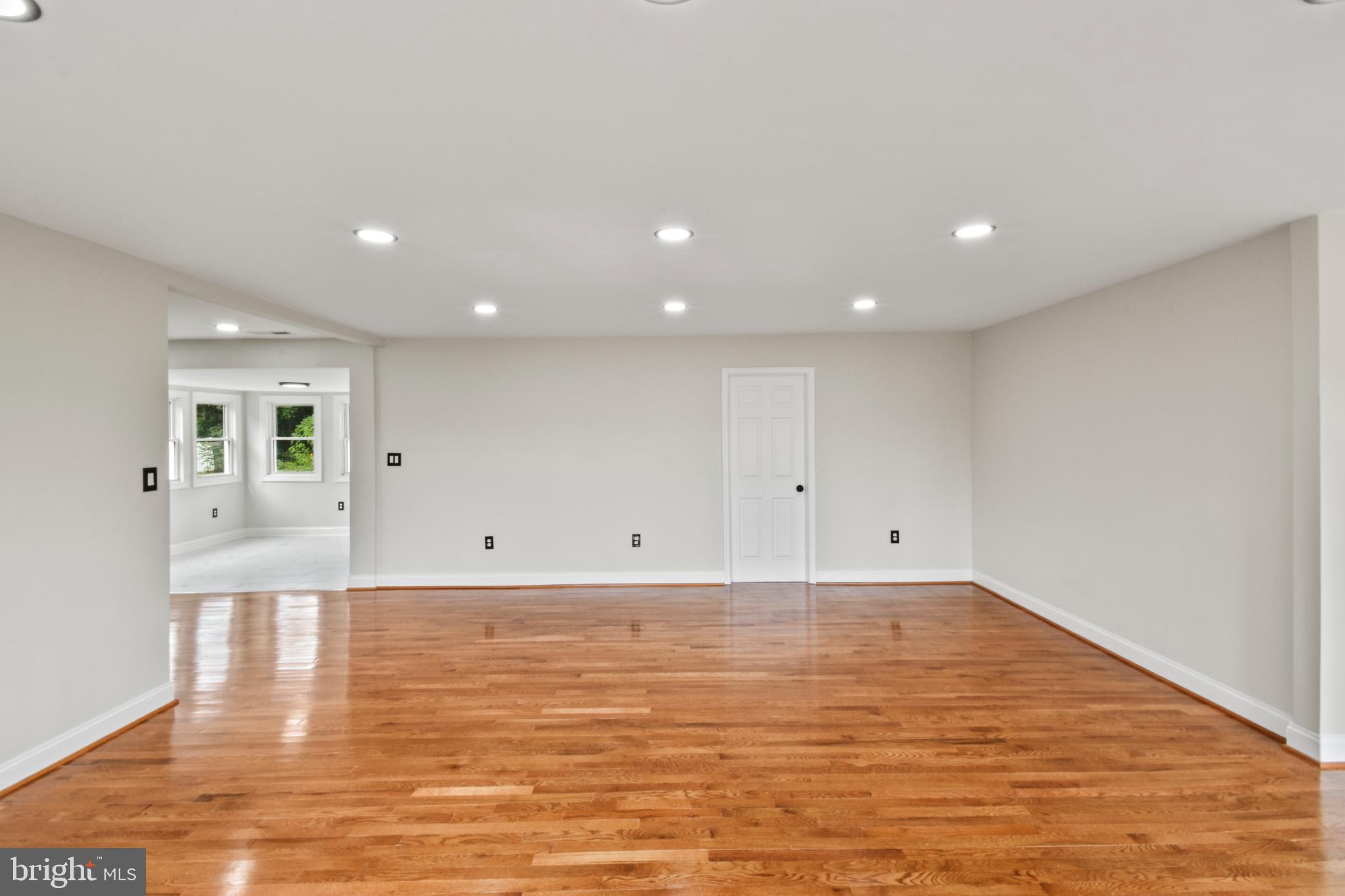 STONEWALL - Residential