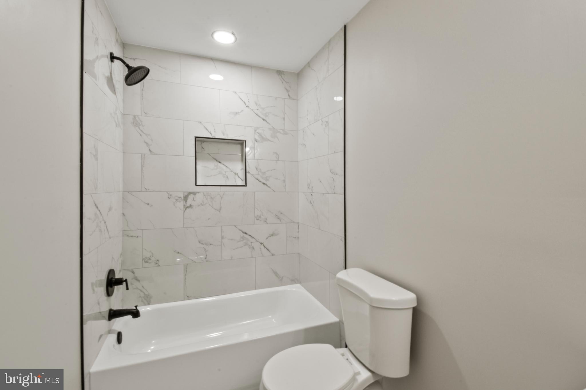 STONEWALL - Residential