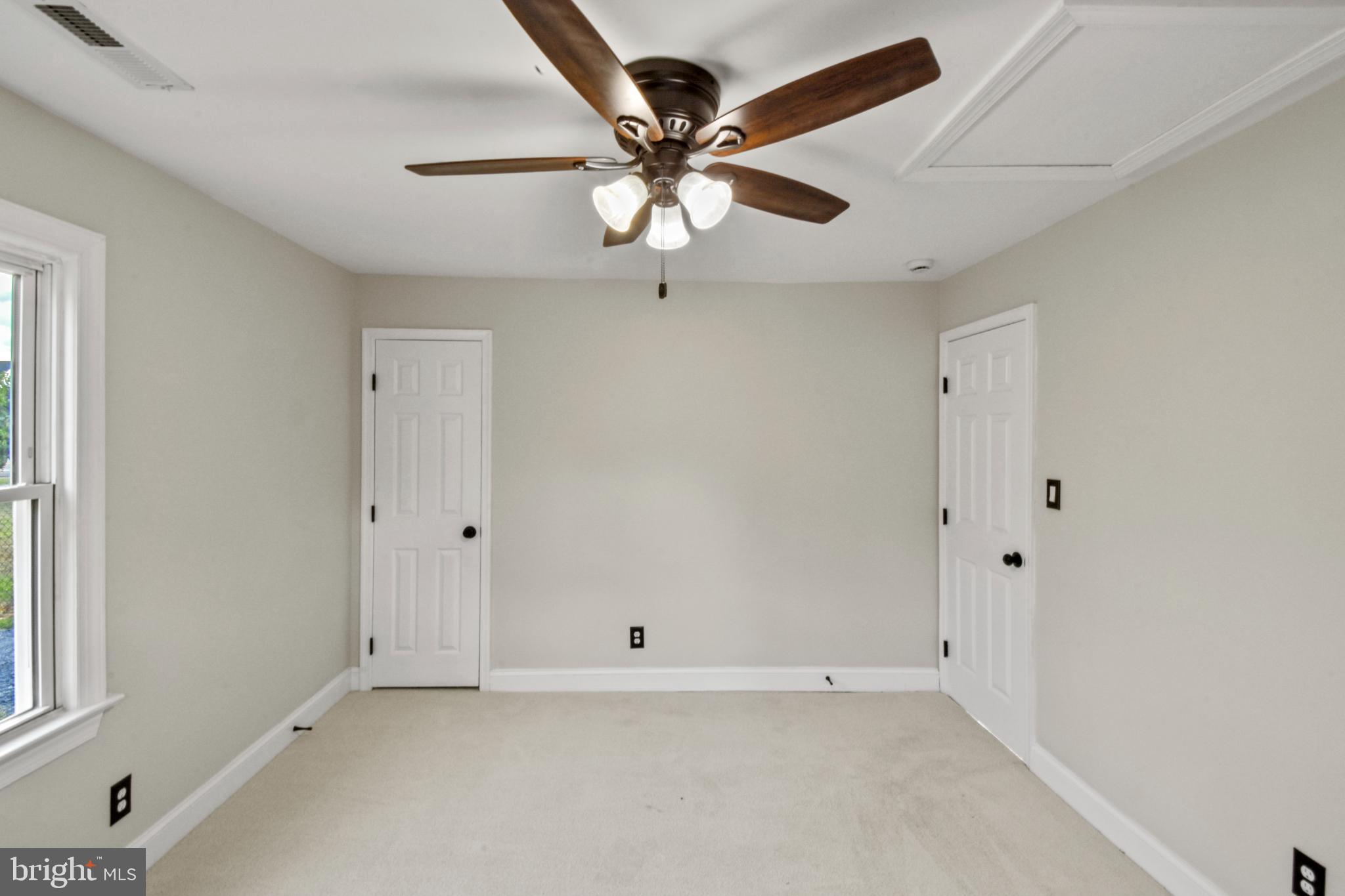 STONEWALL - Residential