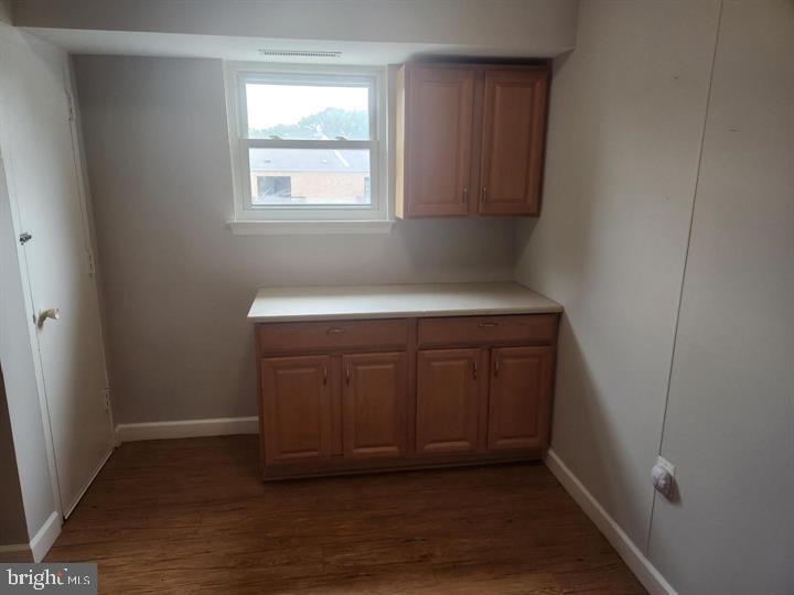 MAYFLOWER SQUARE - Residential