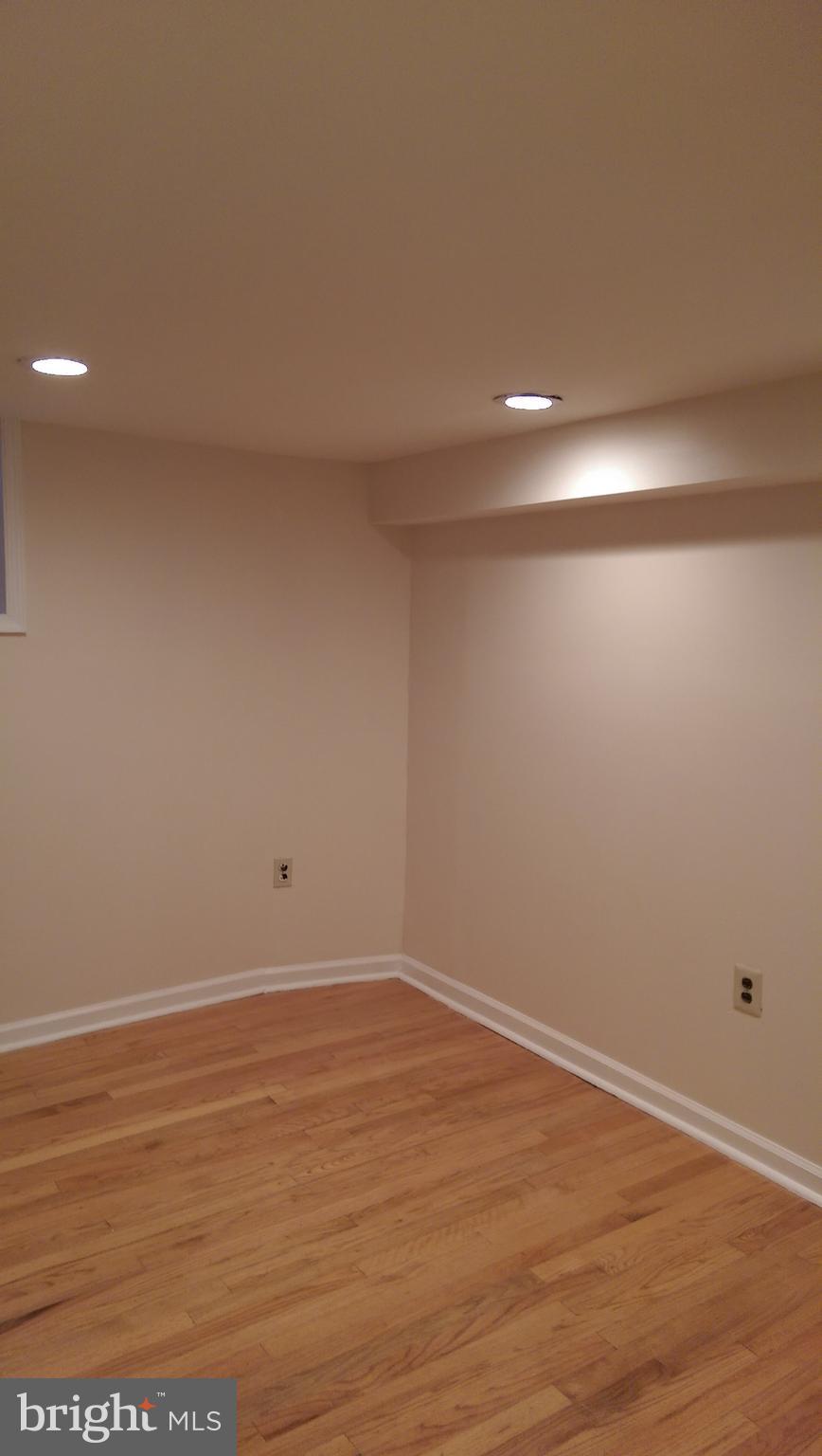 FAIRMOUNT - Residential Lease