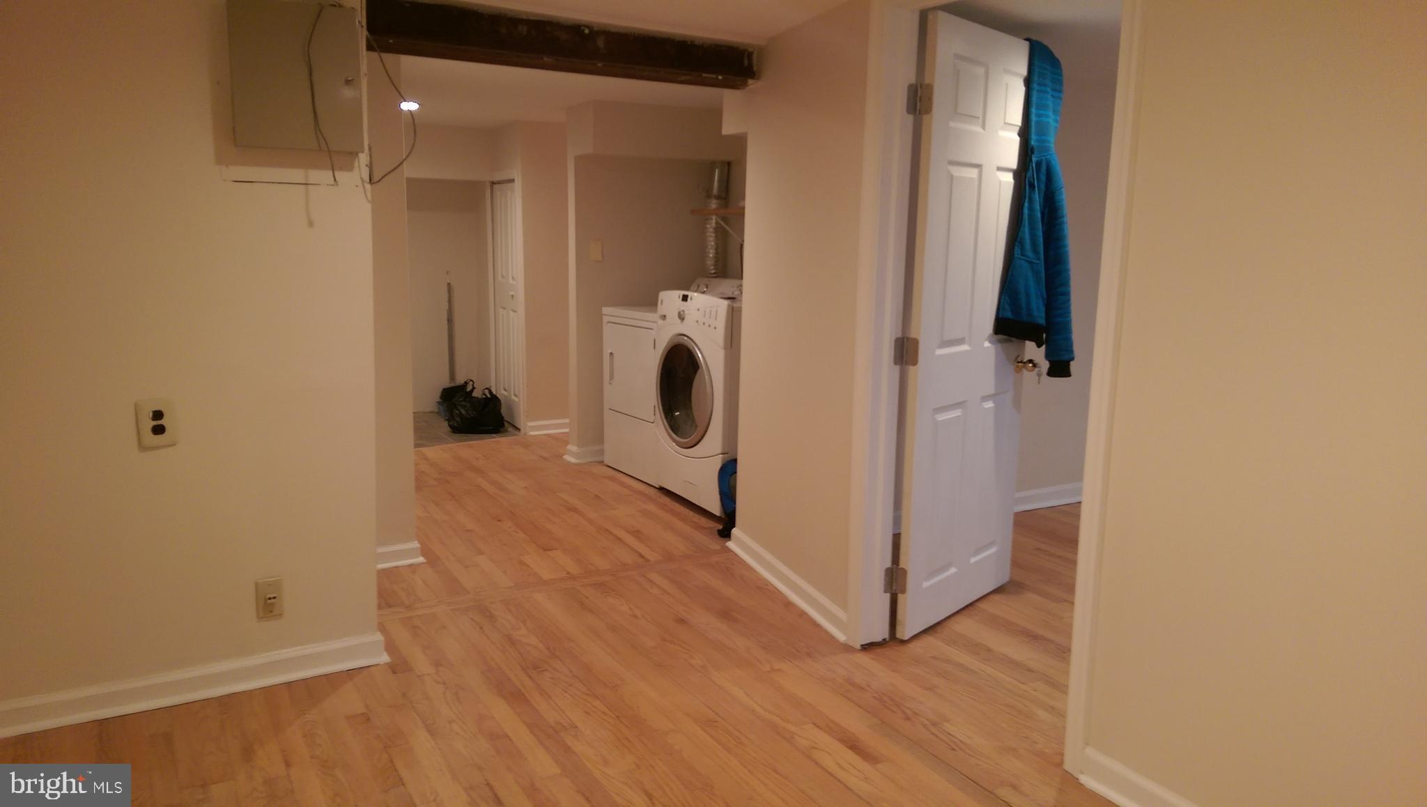 FAIRMOUNT - Residential Lease