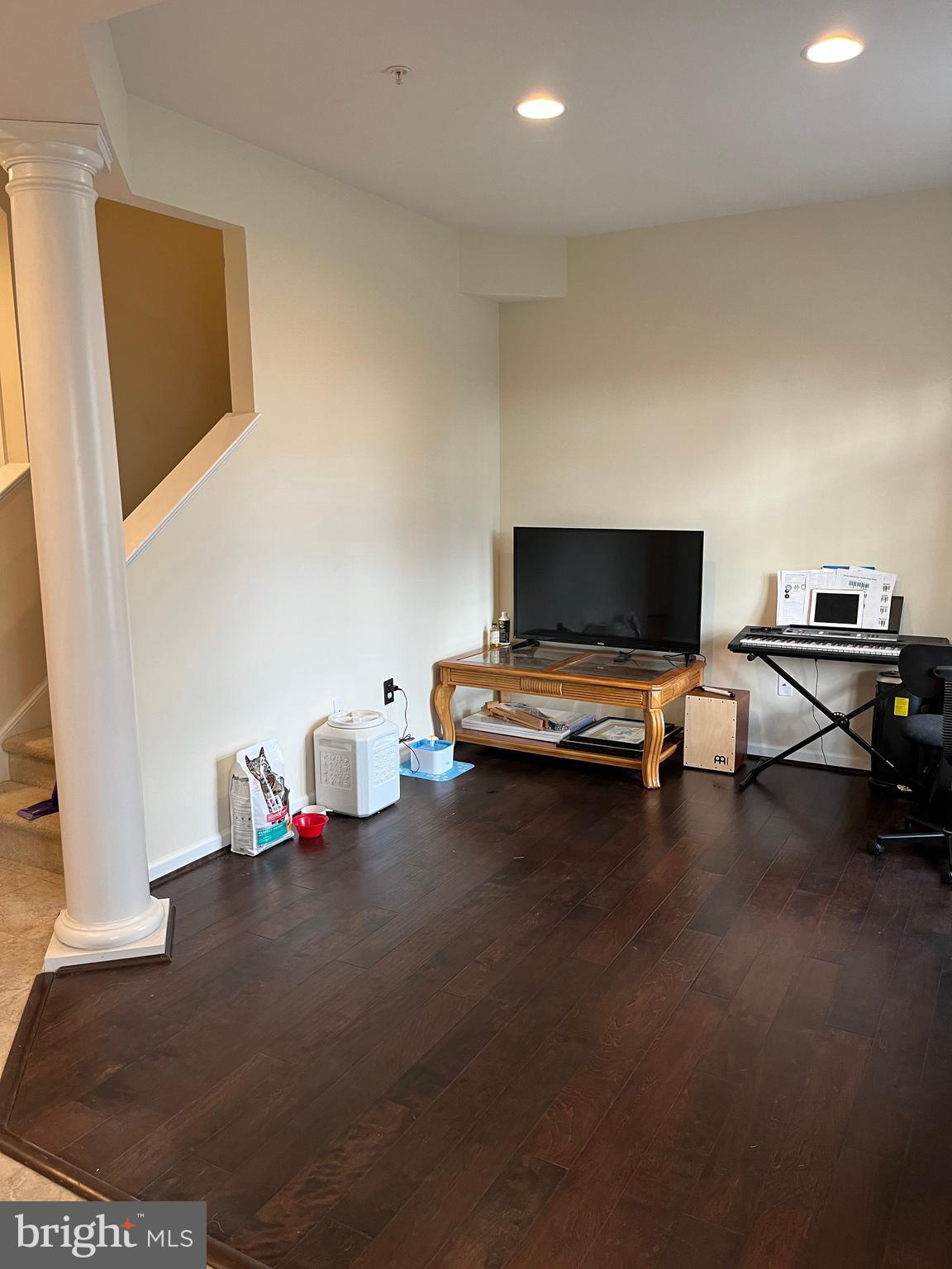 SEVERN - Residential Lease