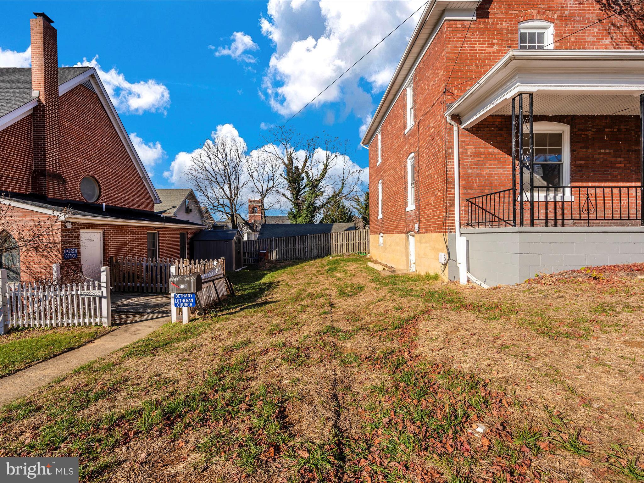 BRUNSWICK - Residential