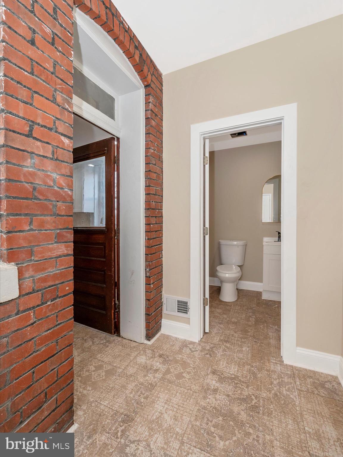 BRUNSWICK - Residential