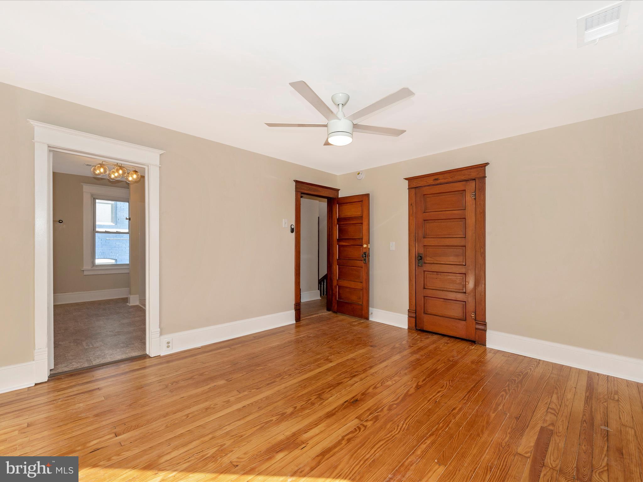 BRUNSWICK - Residential