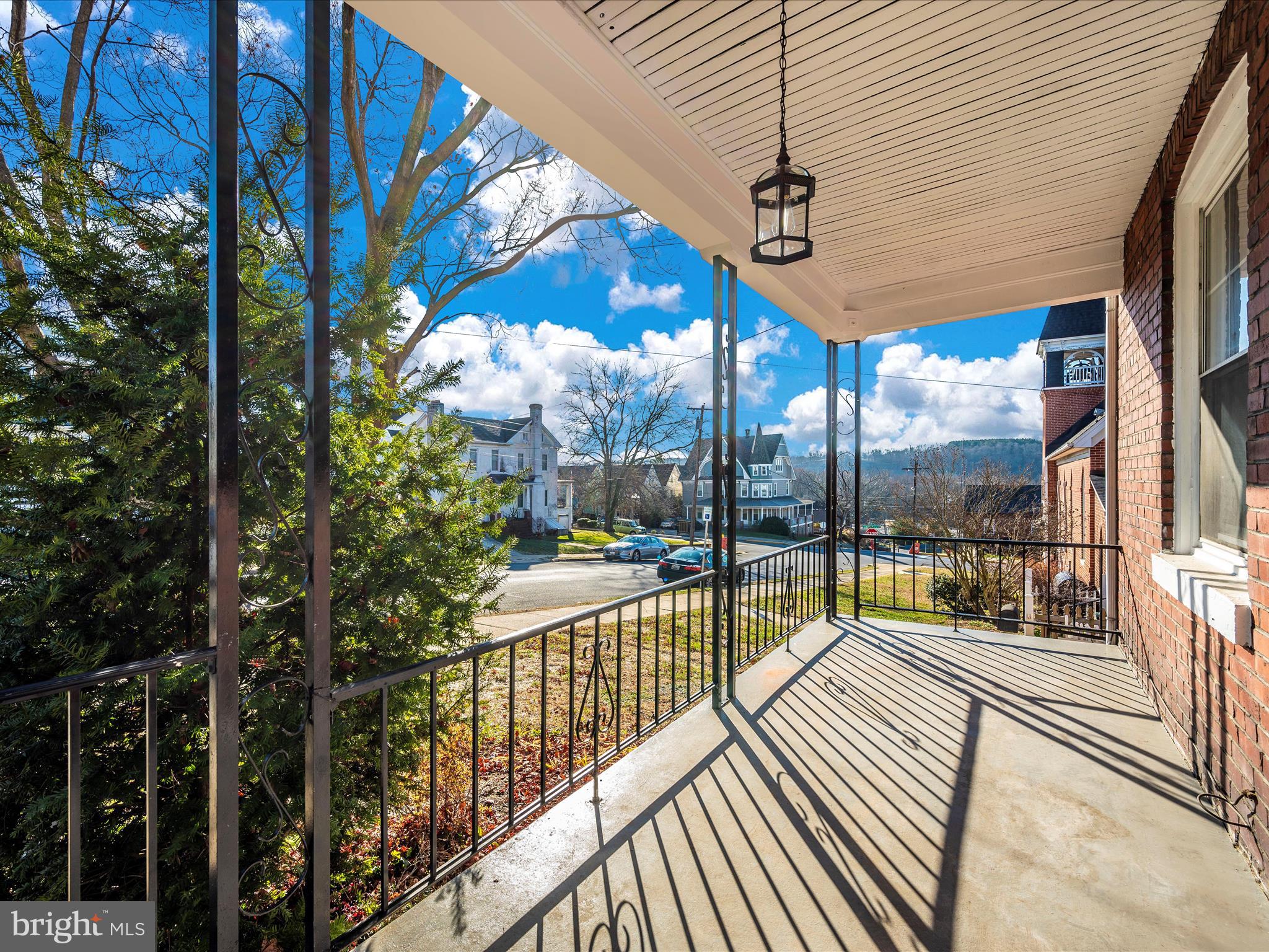 BRUNSWICK - Residential