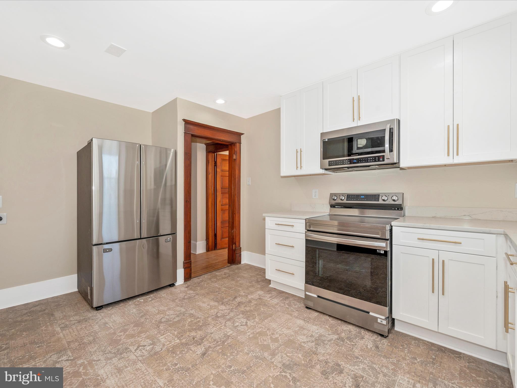 BRUNSWICK - Residential