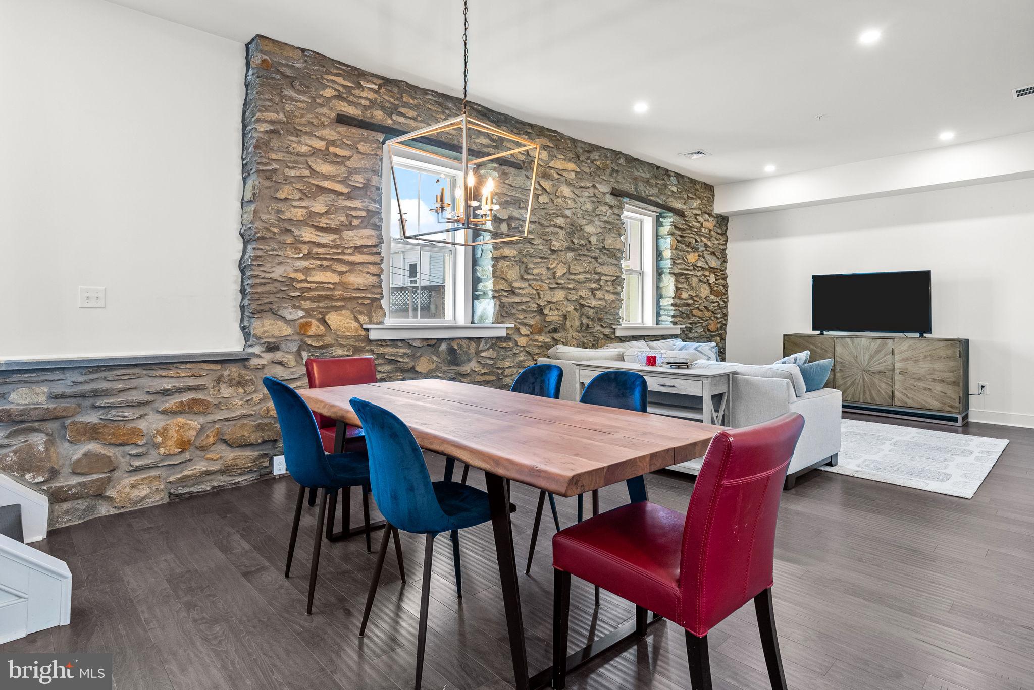 CONSHOHOCKEN - Residential