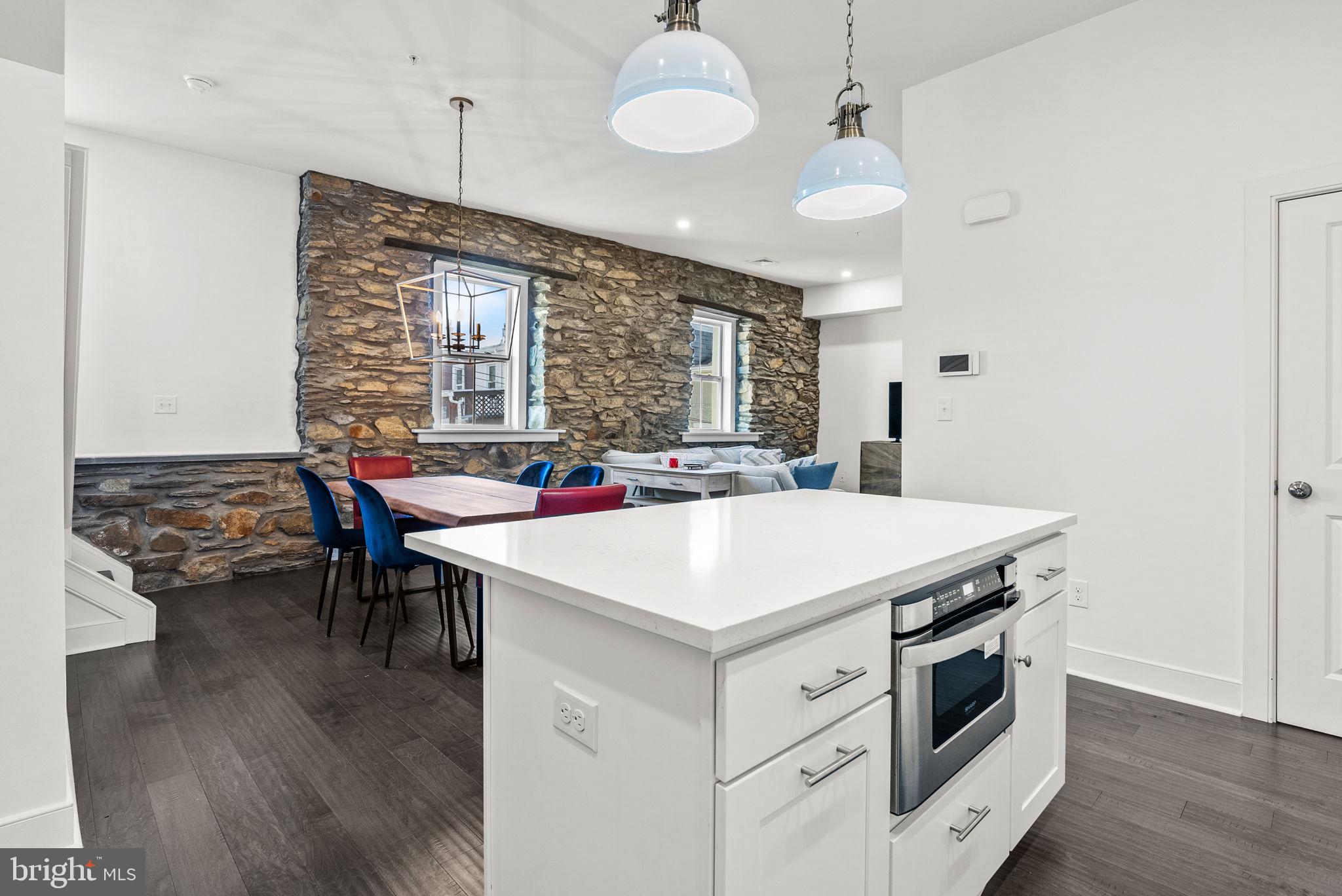 CONSHOHOCKEN - Residential