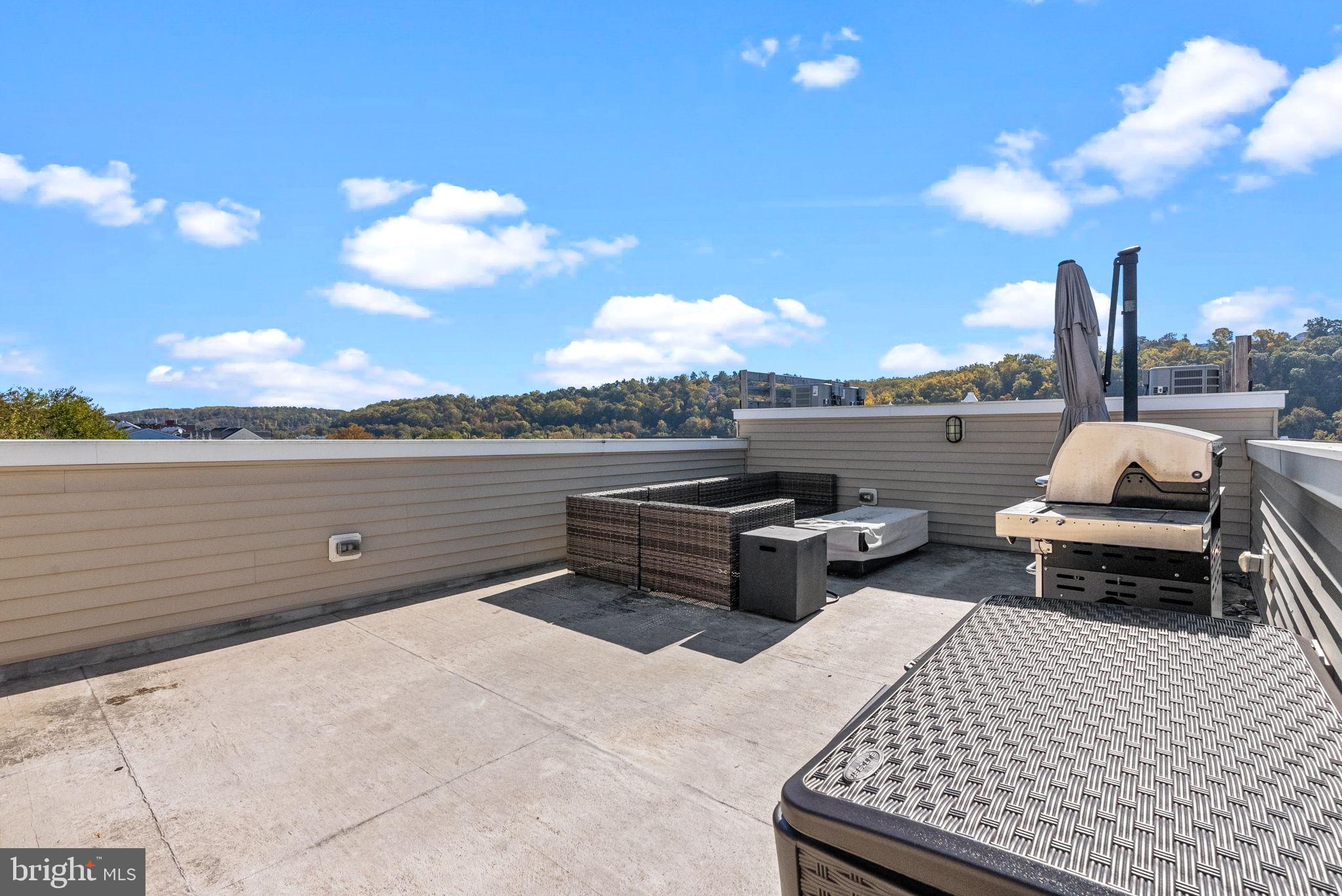 CONSHOHOCKEN - Residential