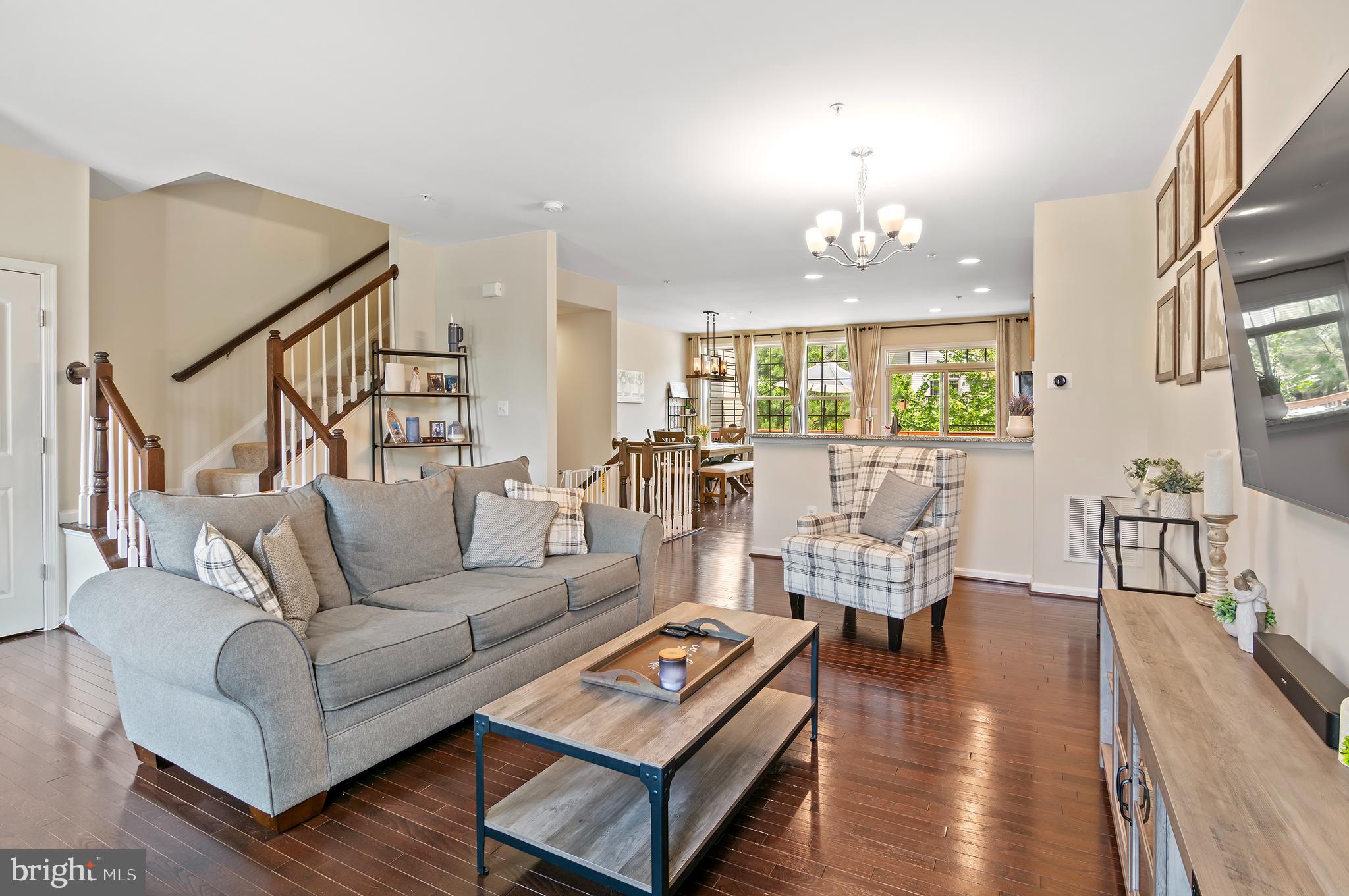 CANTERBURY VILLAGE - Residential