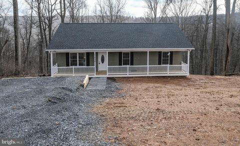 928 HIGH TOP ROAD LINDEN VA 22642