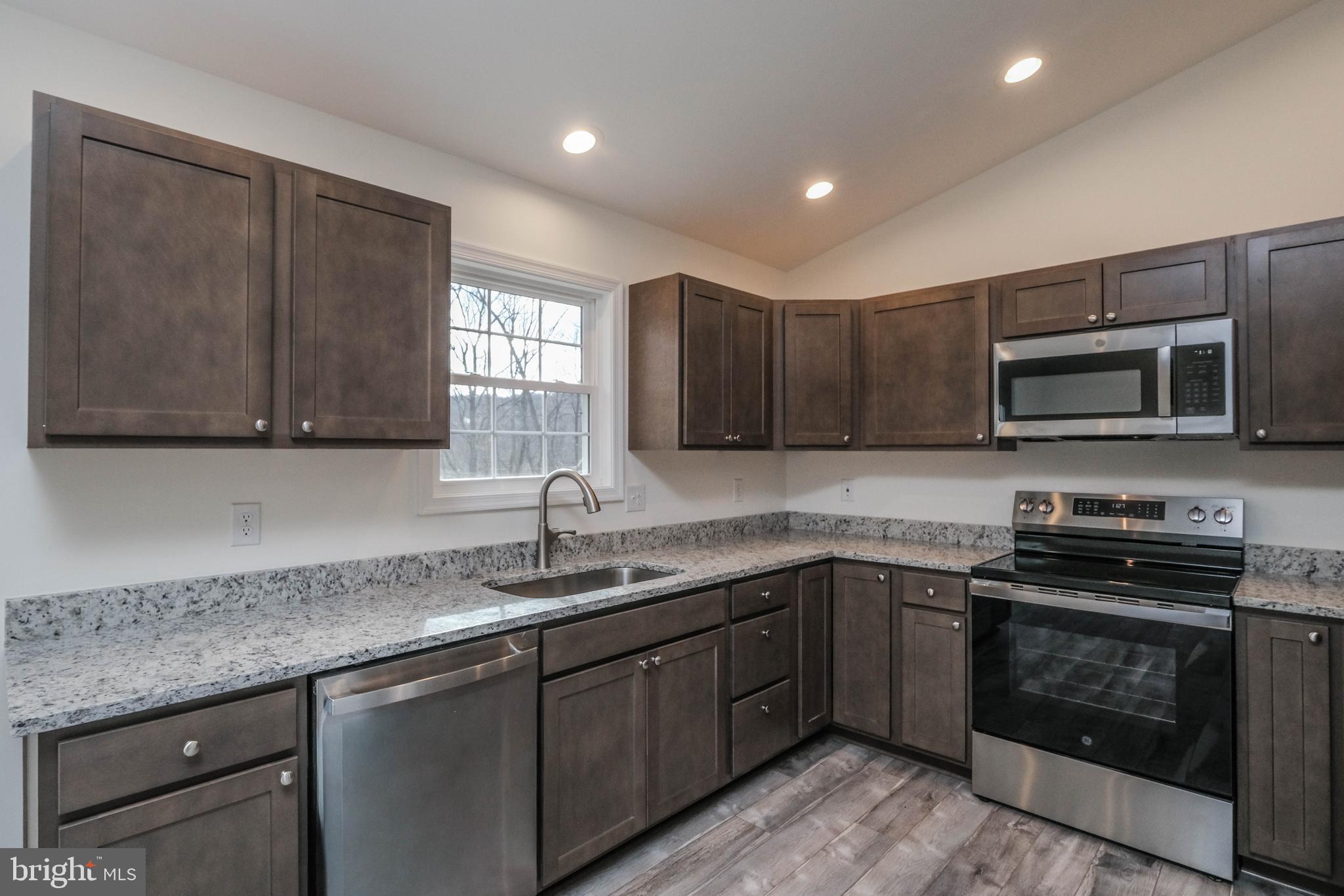 SHEN FARMS MT VIEW - Residential