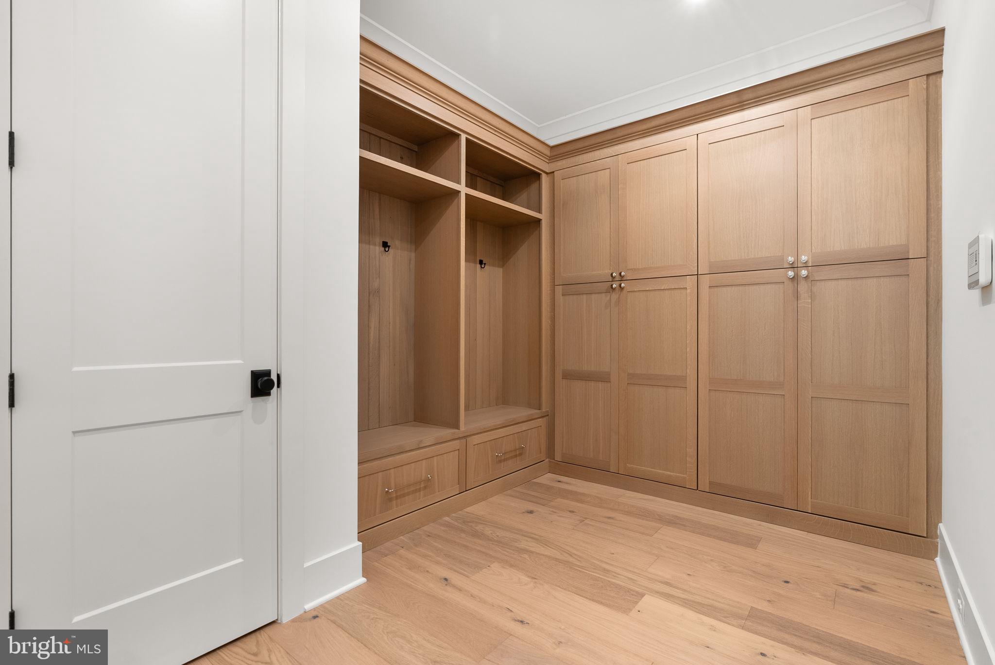 GLENMORE FARM - Residential