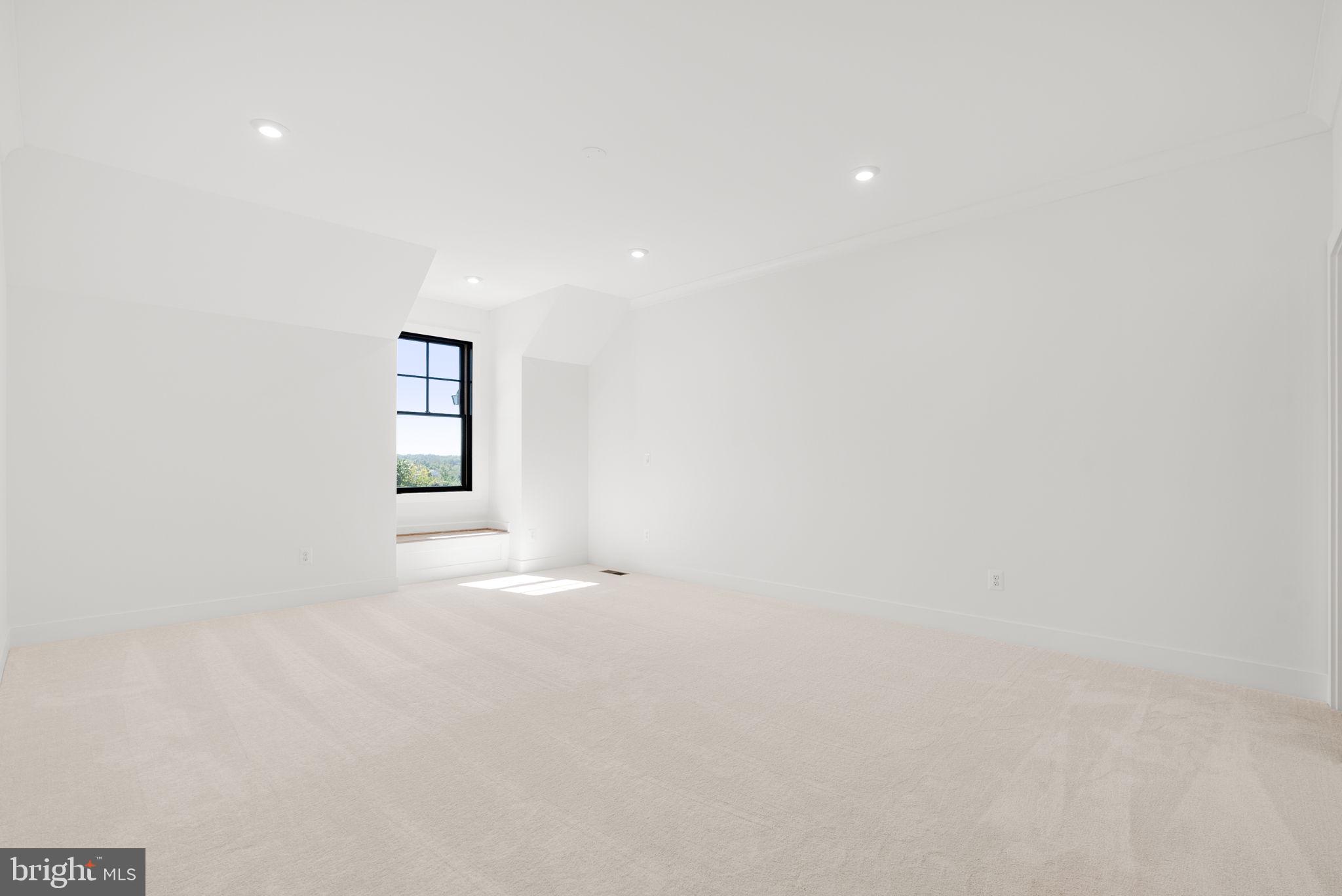 GLENMORE FARM - Residential