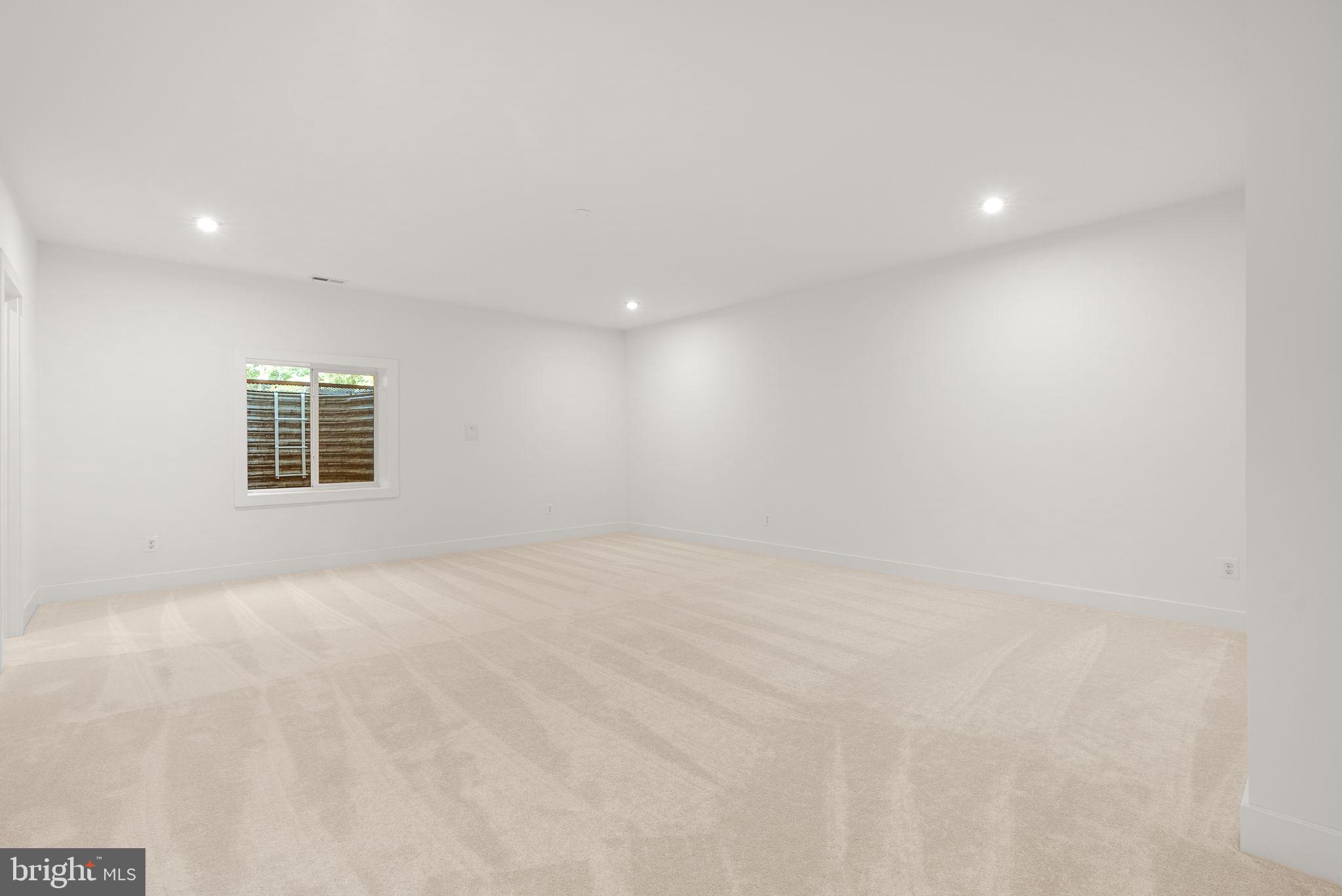 GLENMORE FARM - Residential