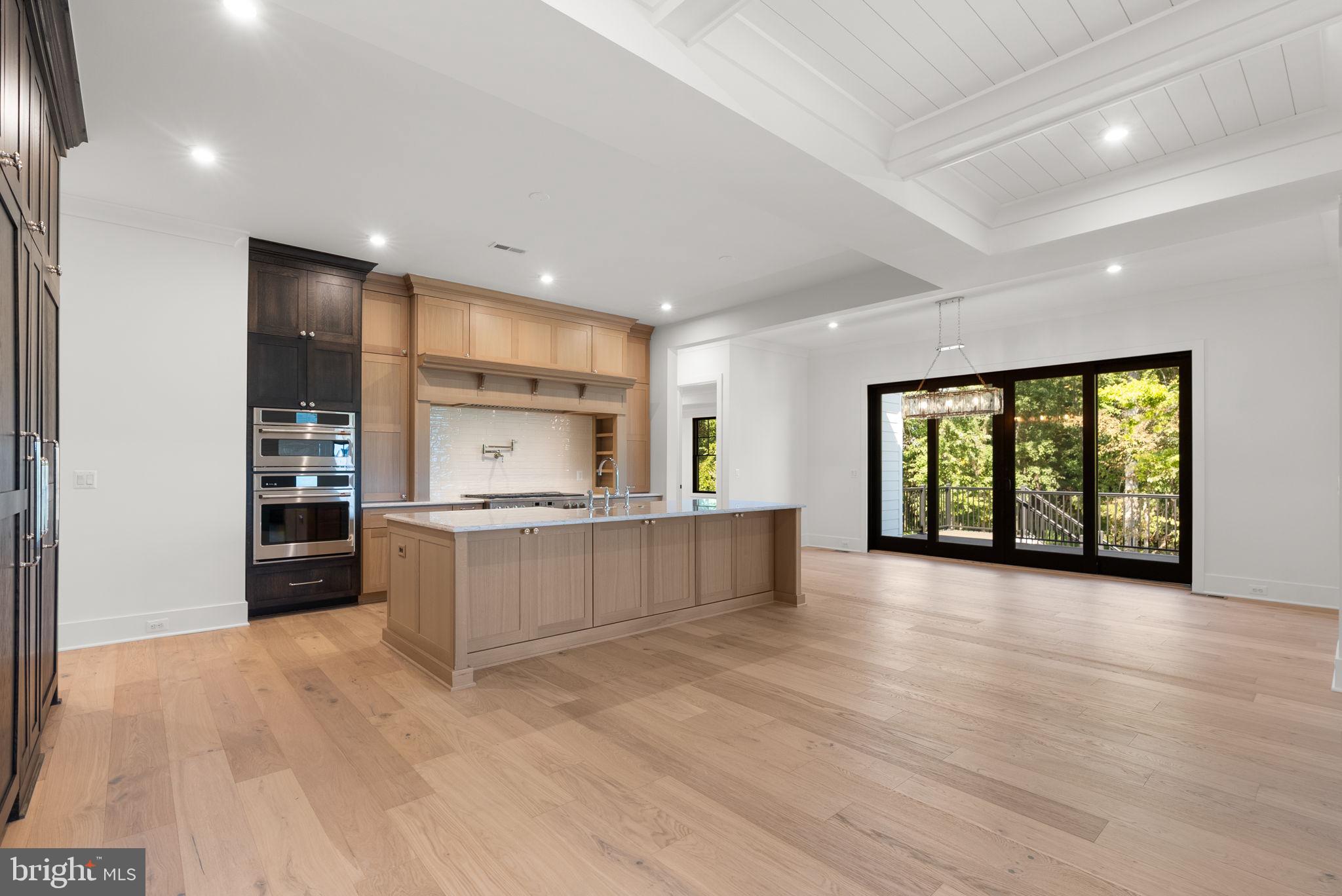 GLENMORE FARM - Residential