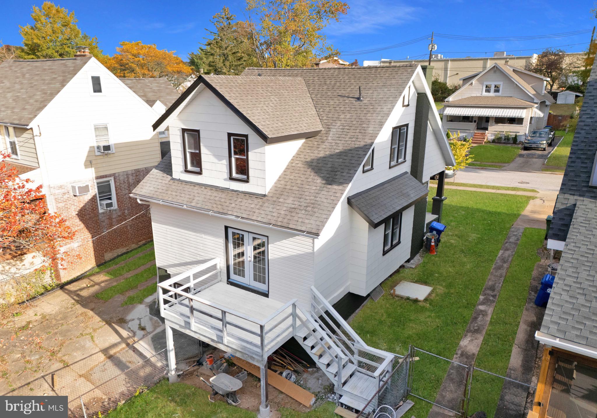 3017 OAKCREST AVENUE