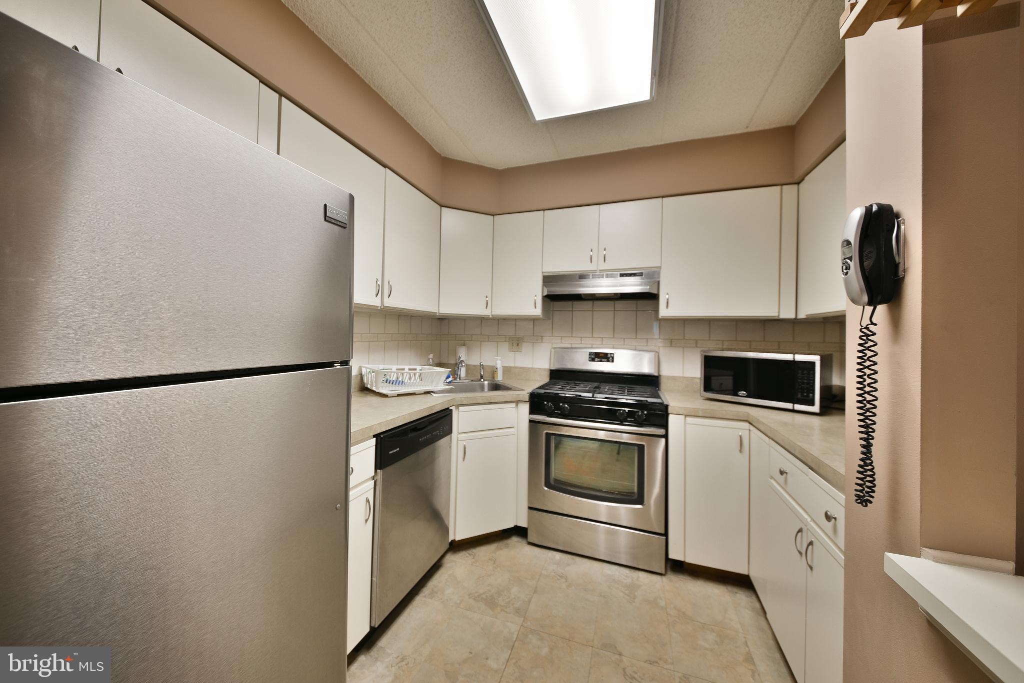 VALLEY GLEN - Residential