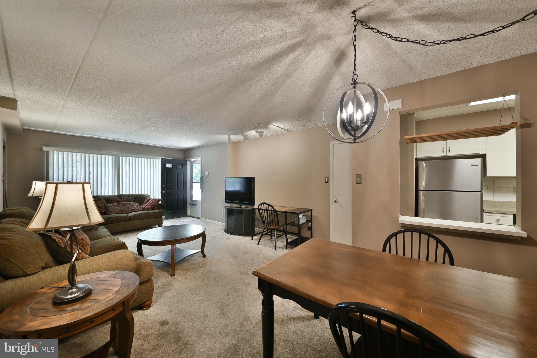 VALLEY GLEN - Residential