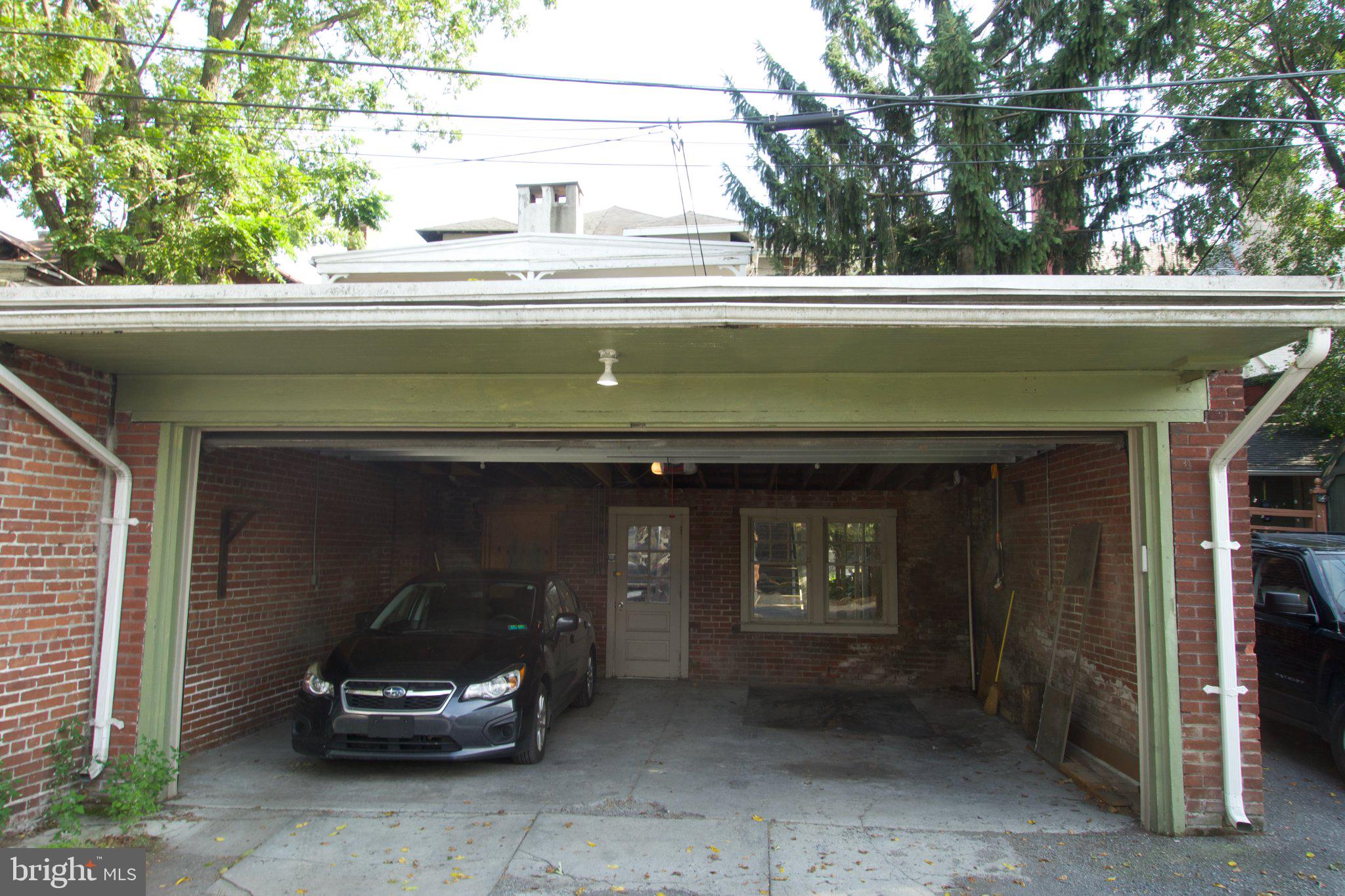 137 E CLAY STREET