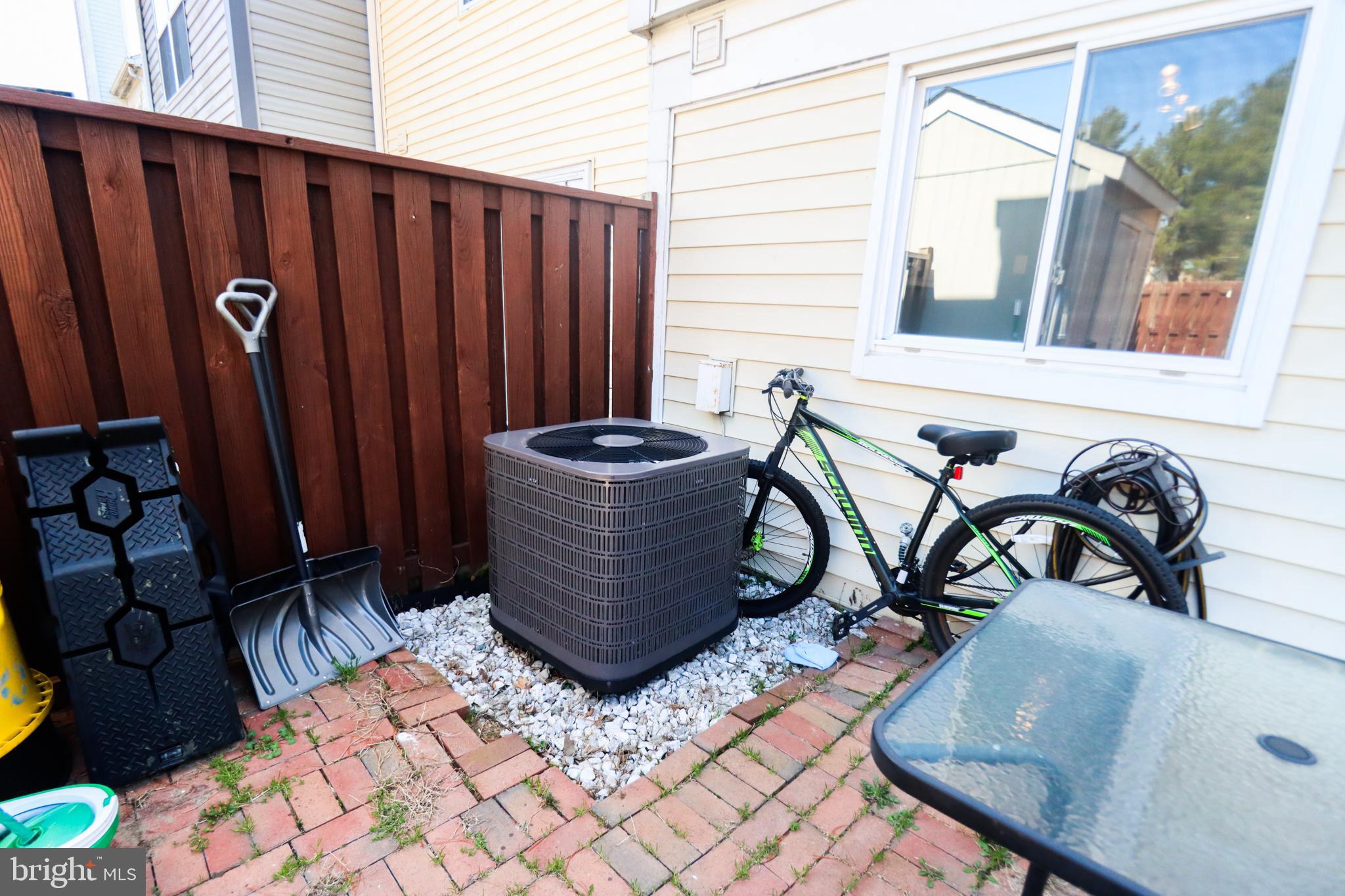 CLOVERLEAF TOWNHOUSES - Residential