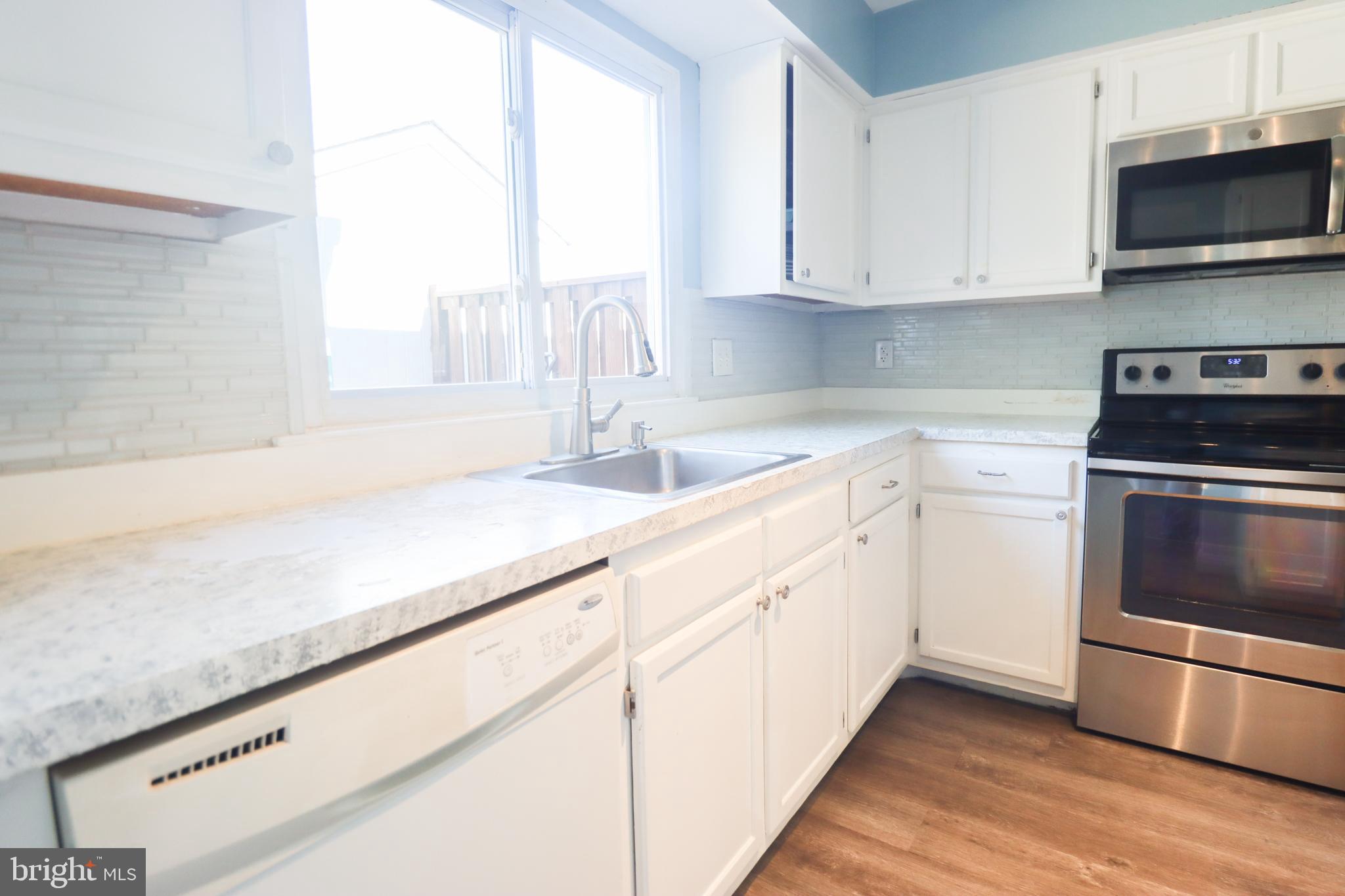 CLOVERLEAF TOWNHOUSES - Residential