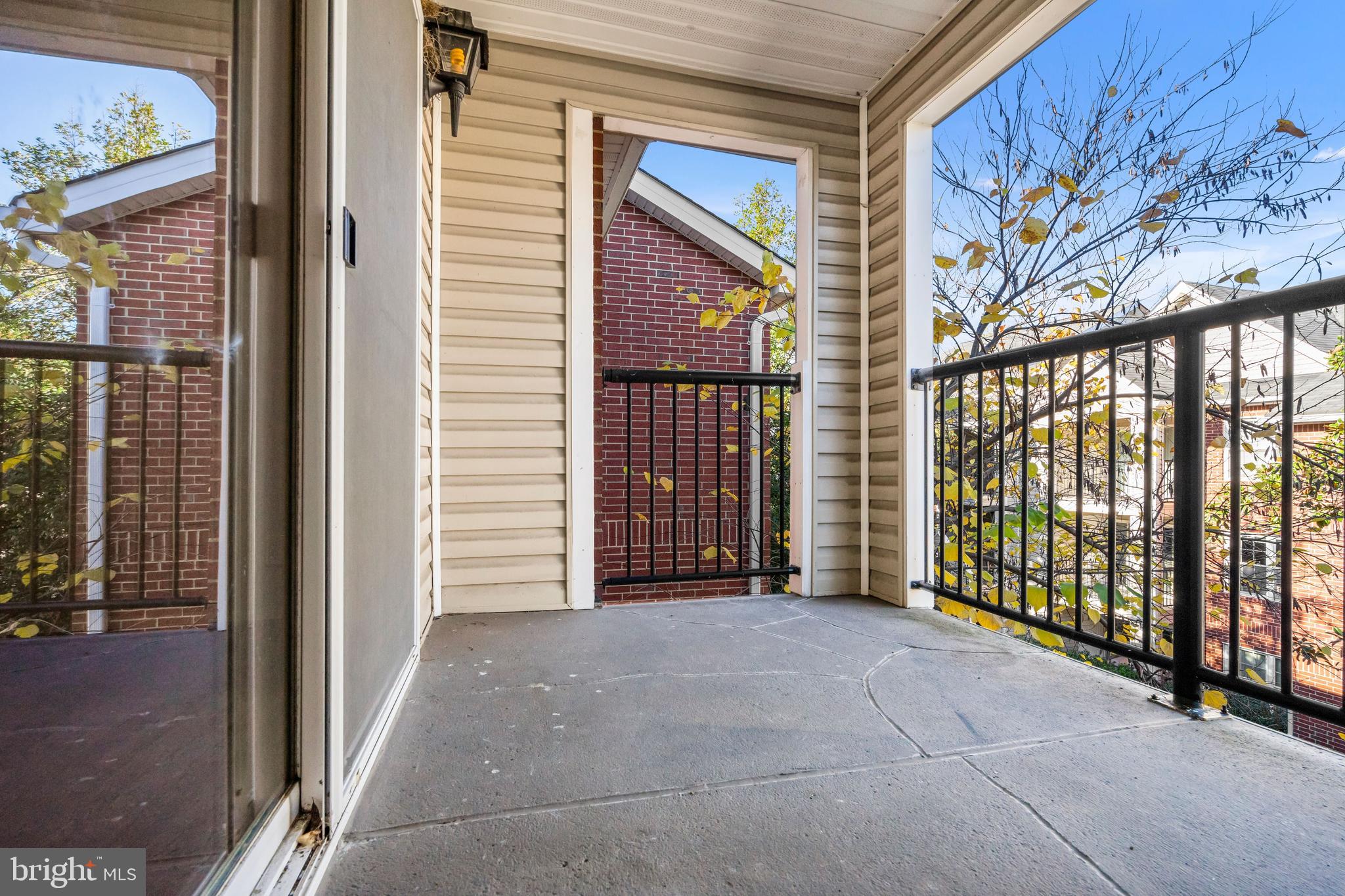 POINTE AT PARK CENTER - Residential