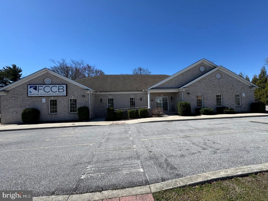 Photo of 584 - Unit #1 N Dupont Hwy, DOVER, DE 19901 (MLS # DEKT2043508)