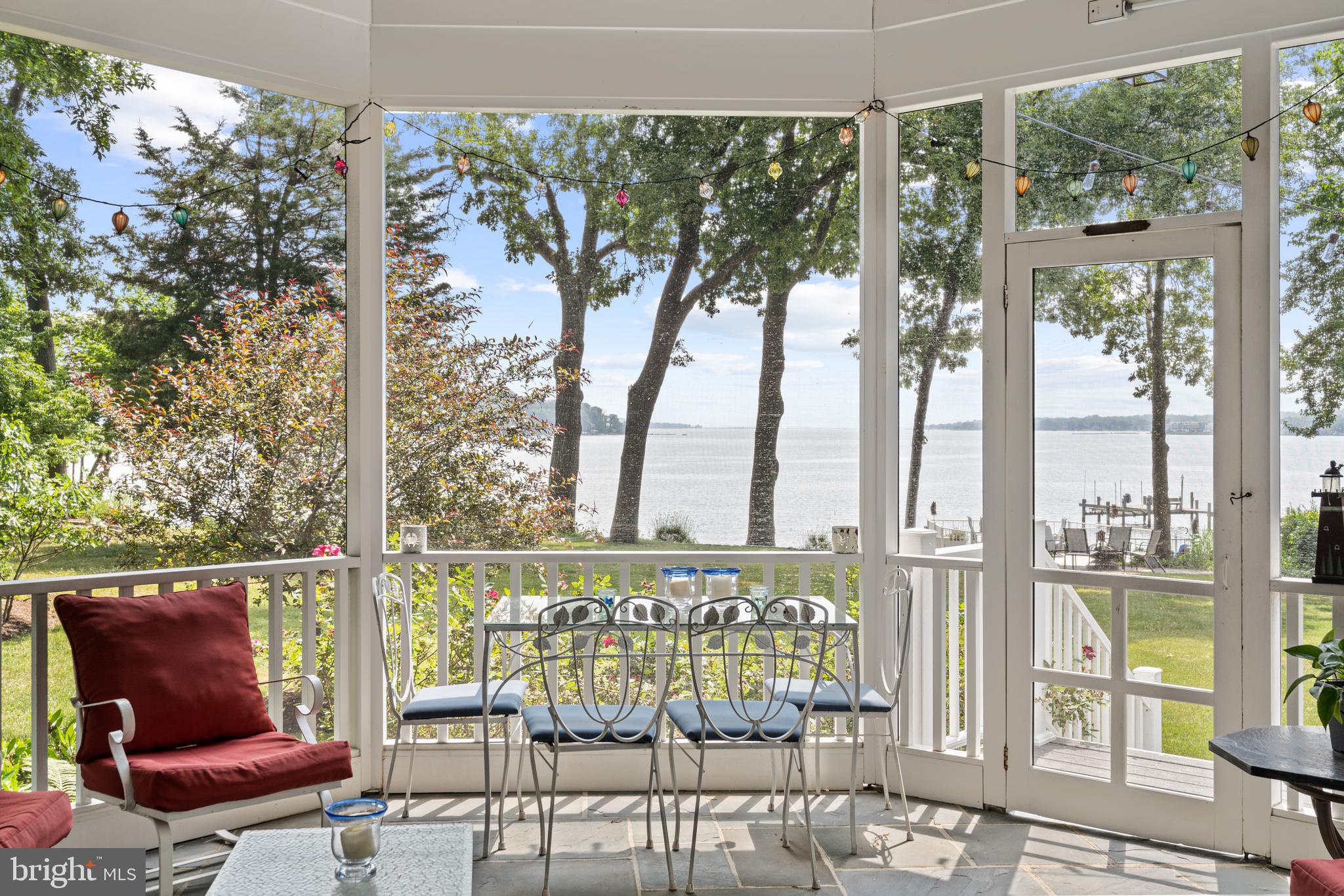 ARUNDEL BEACH - Residential