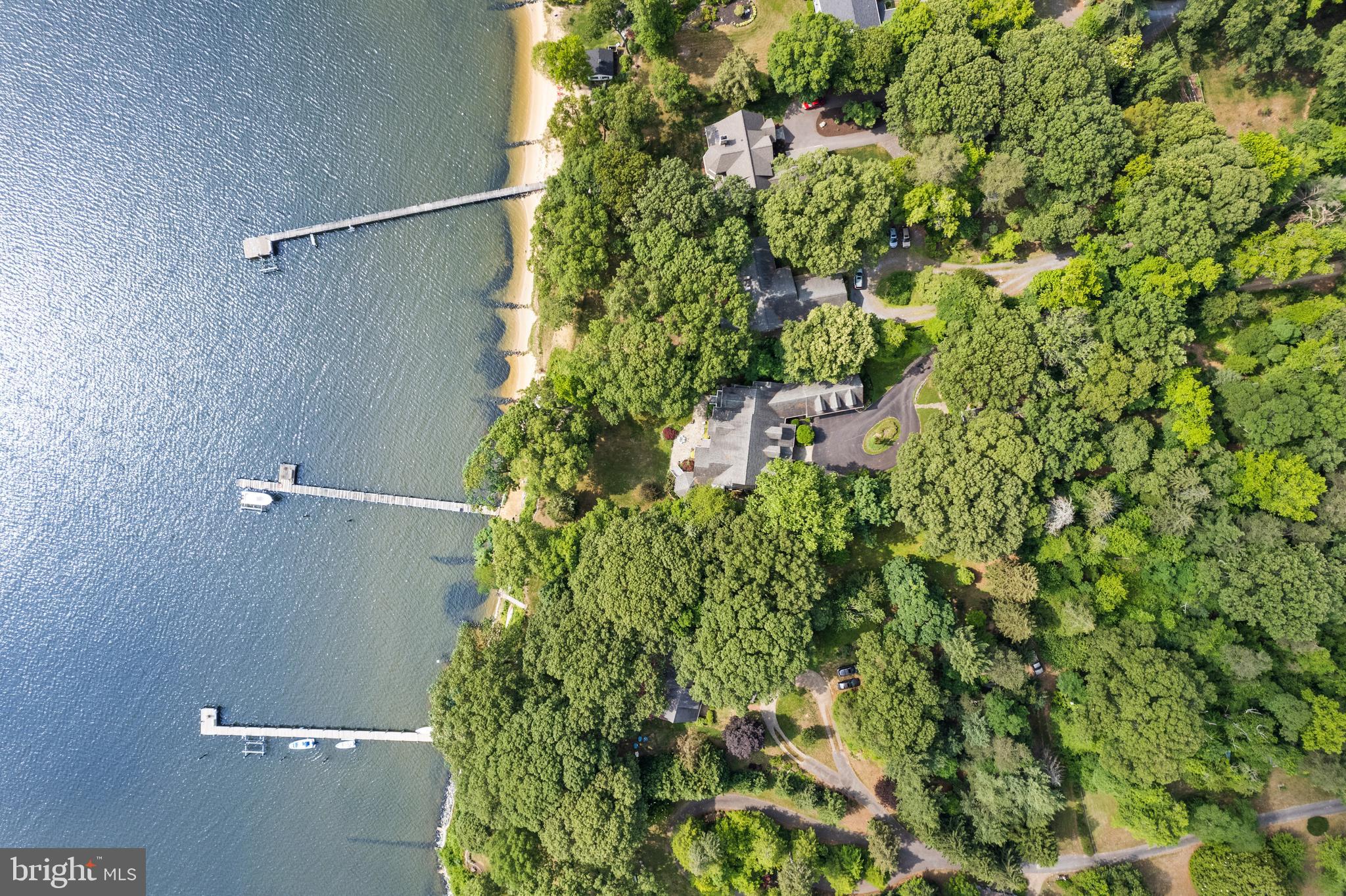 ARUNDEL BEACH - Residential