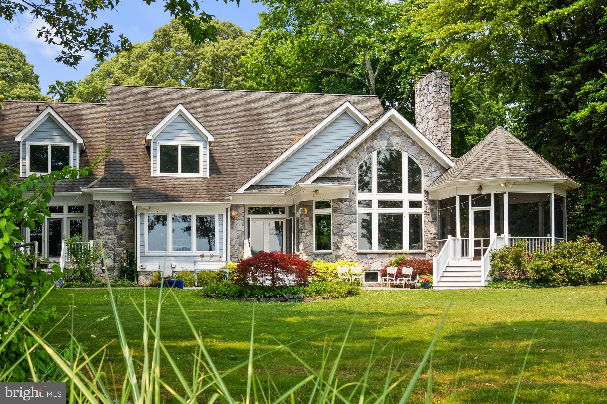 ARUNDEL BEACH - Residential