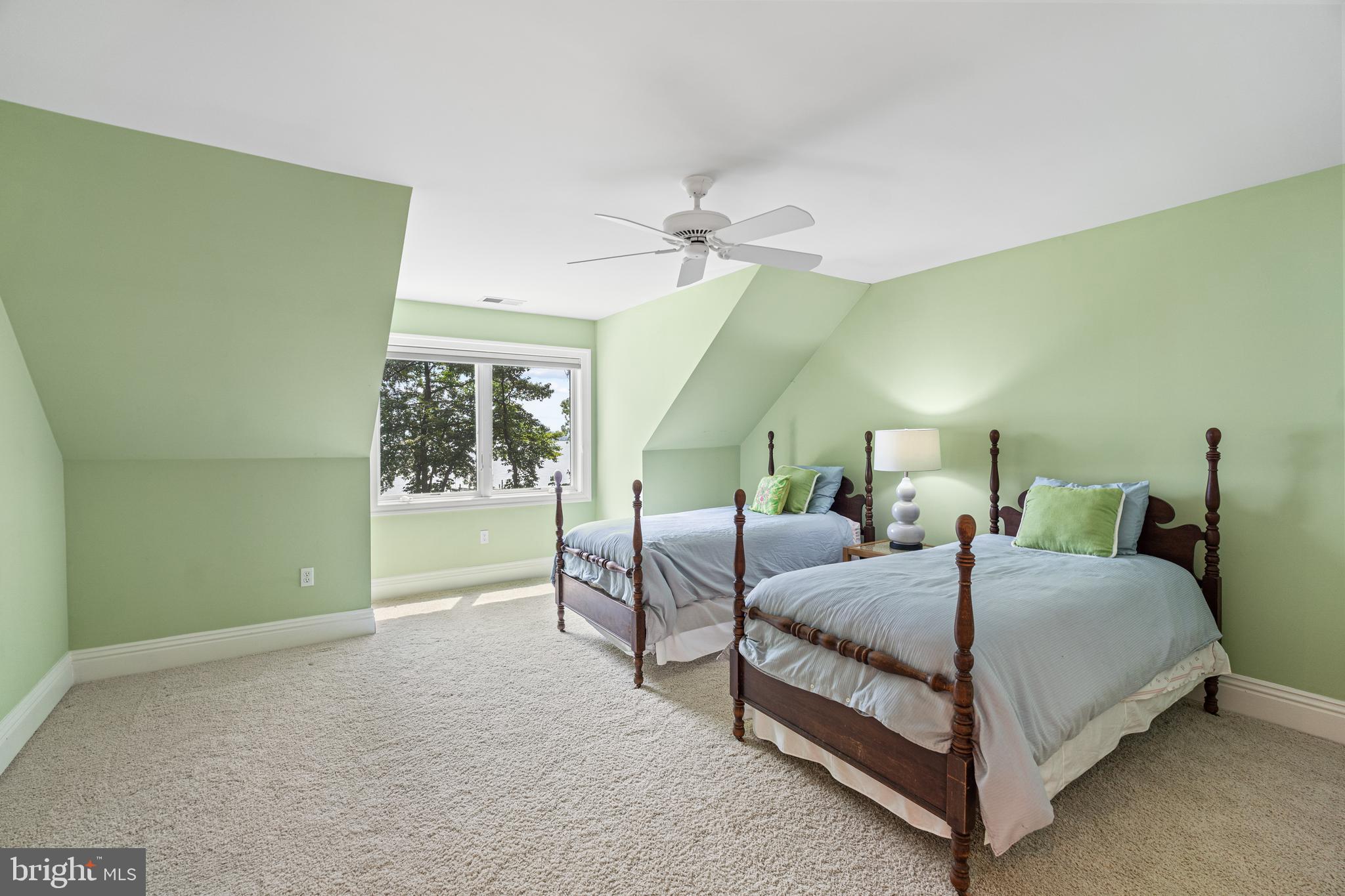 ARUNDEL BEACH - Residential