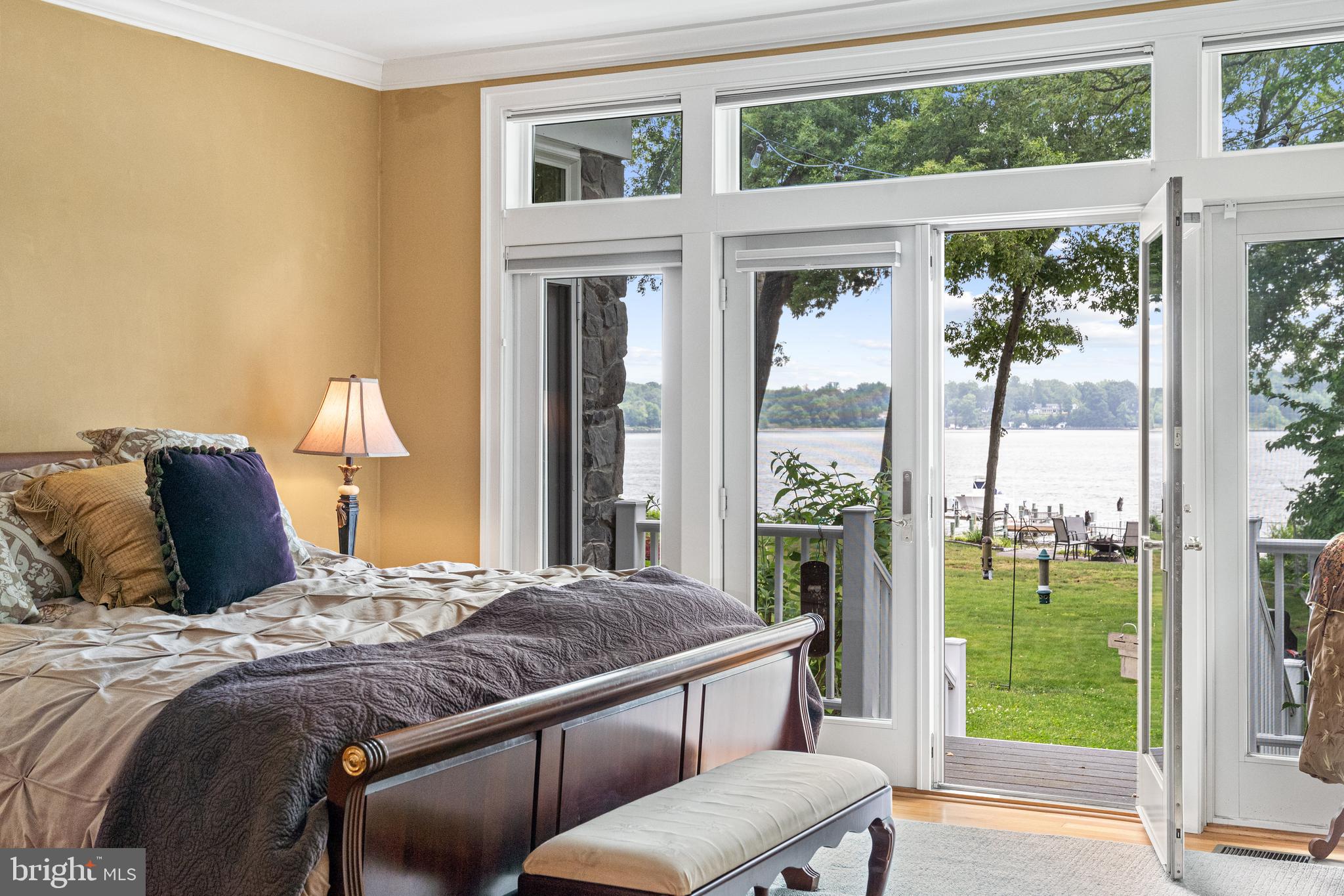 ARUNDEL BEACH - Residential