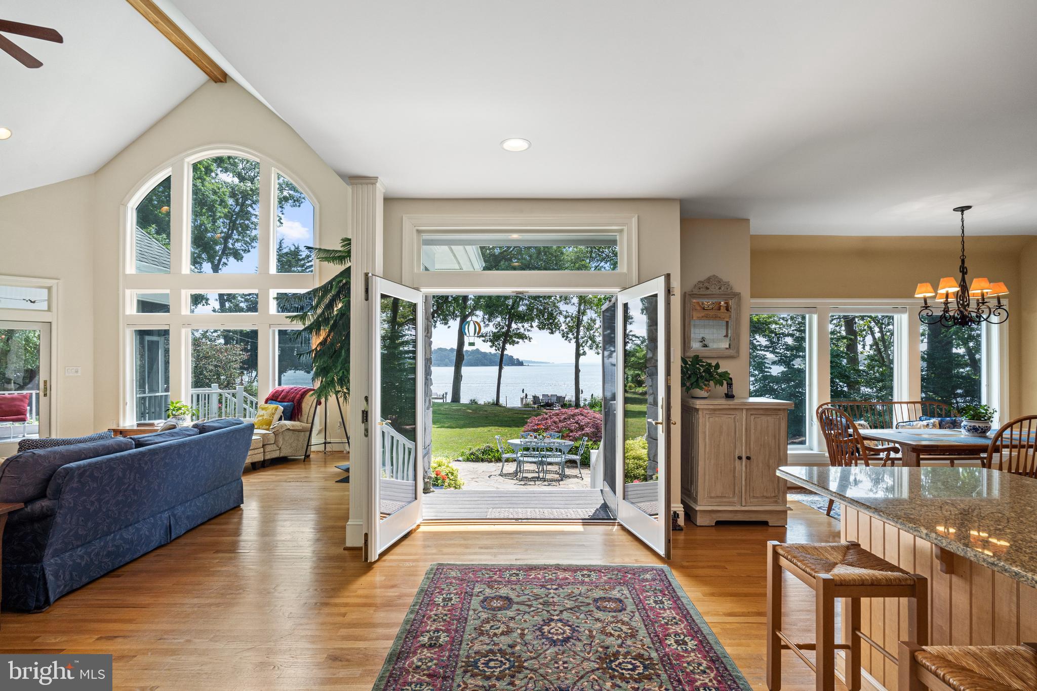 ARUNDEL BEACH - Residential