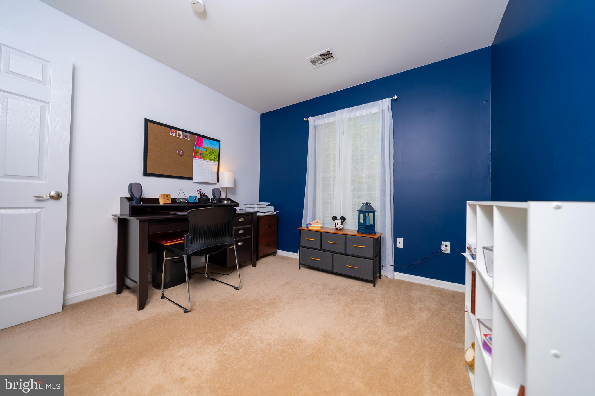 WELLINGTON/CLOVERHILL - Residential