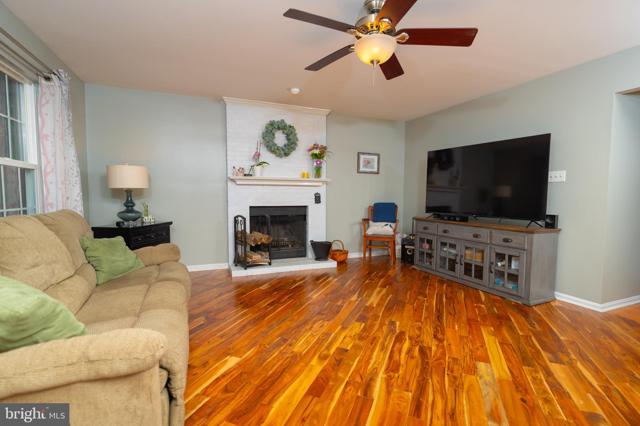 WELLINGTON/CLOVERHILL - Residential