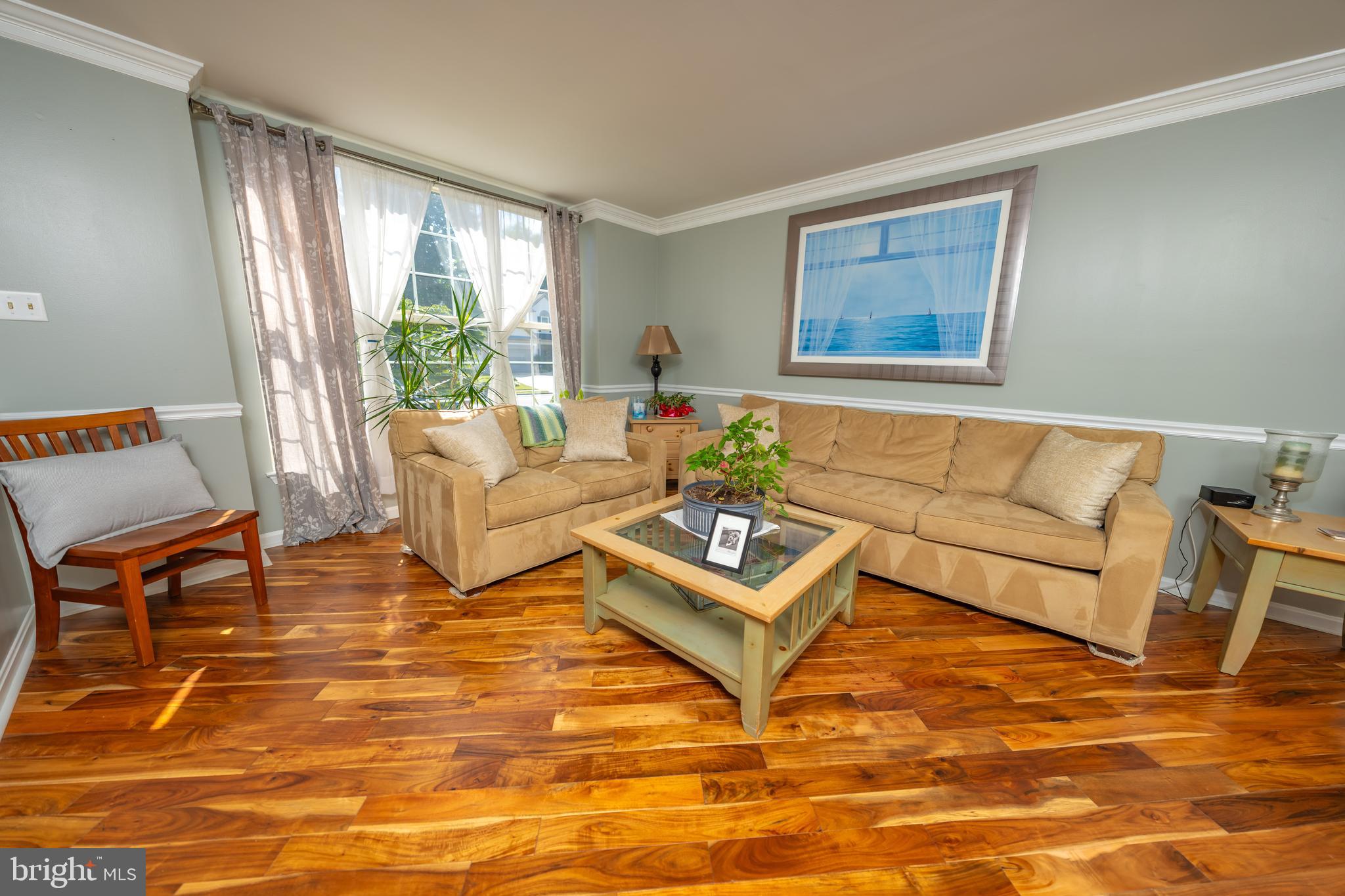 WELLINGTON/CLOVERHILL - Residential